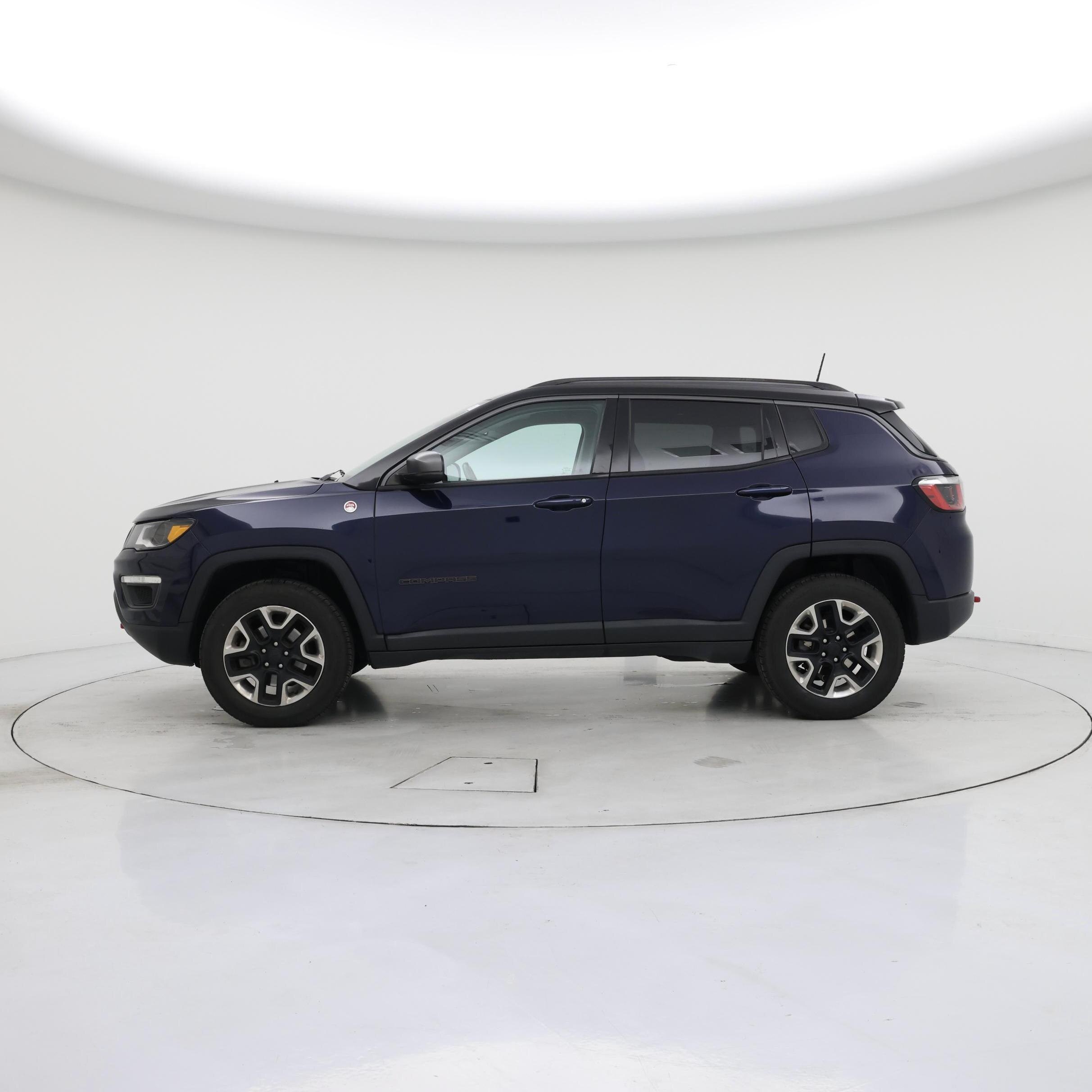 Thumbnail: 2018 Jeep Compass - 3