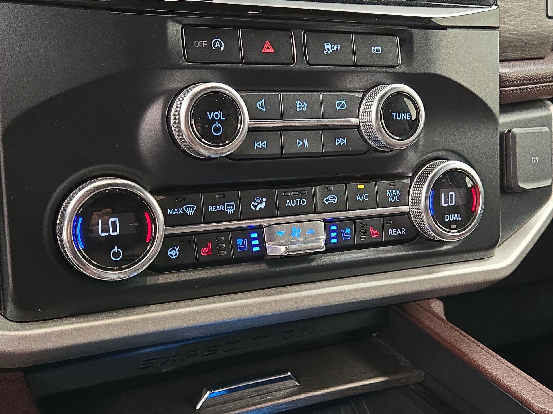 Thumbnail: 2024 Ford Expedition MAX - 17