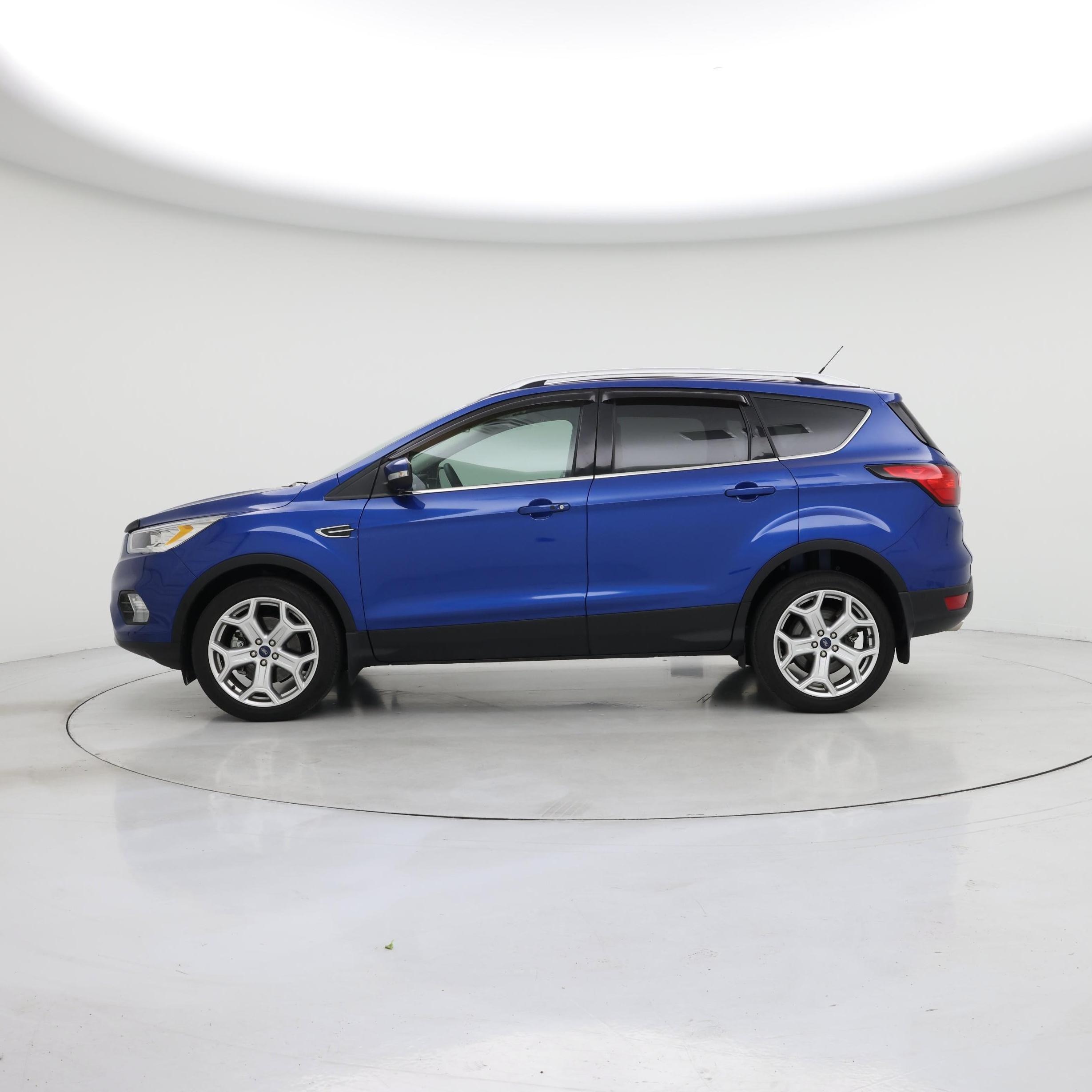 Thumbnail: 2019 Ford Escape - 3
