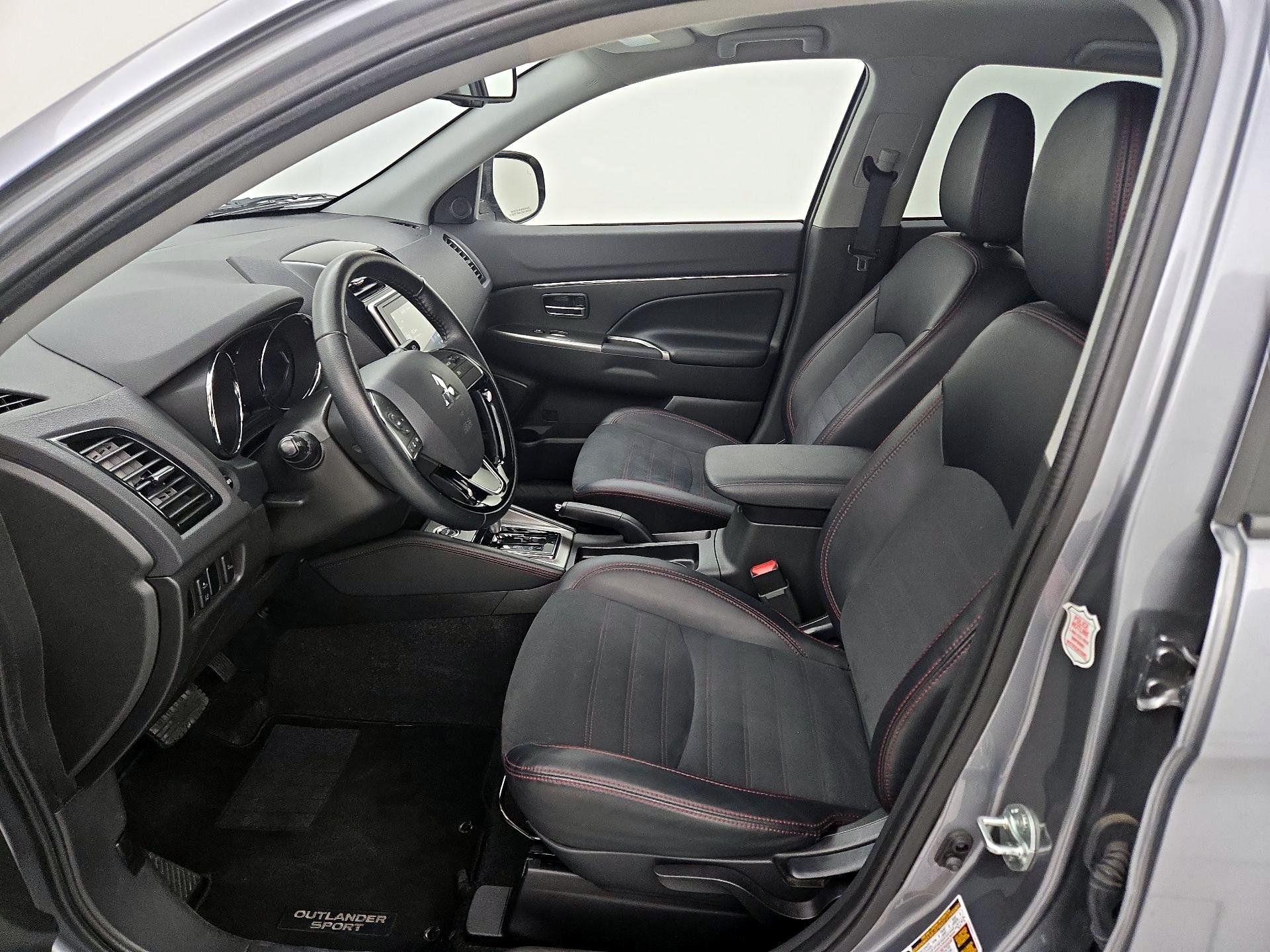 Thumbnail: 2024 Mitsubishi Outlander Sport - 11