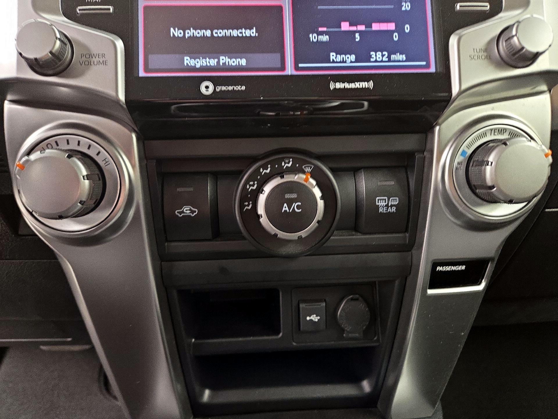 Thumbnail: 2024 Toyota 4Runner - 16