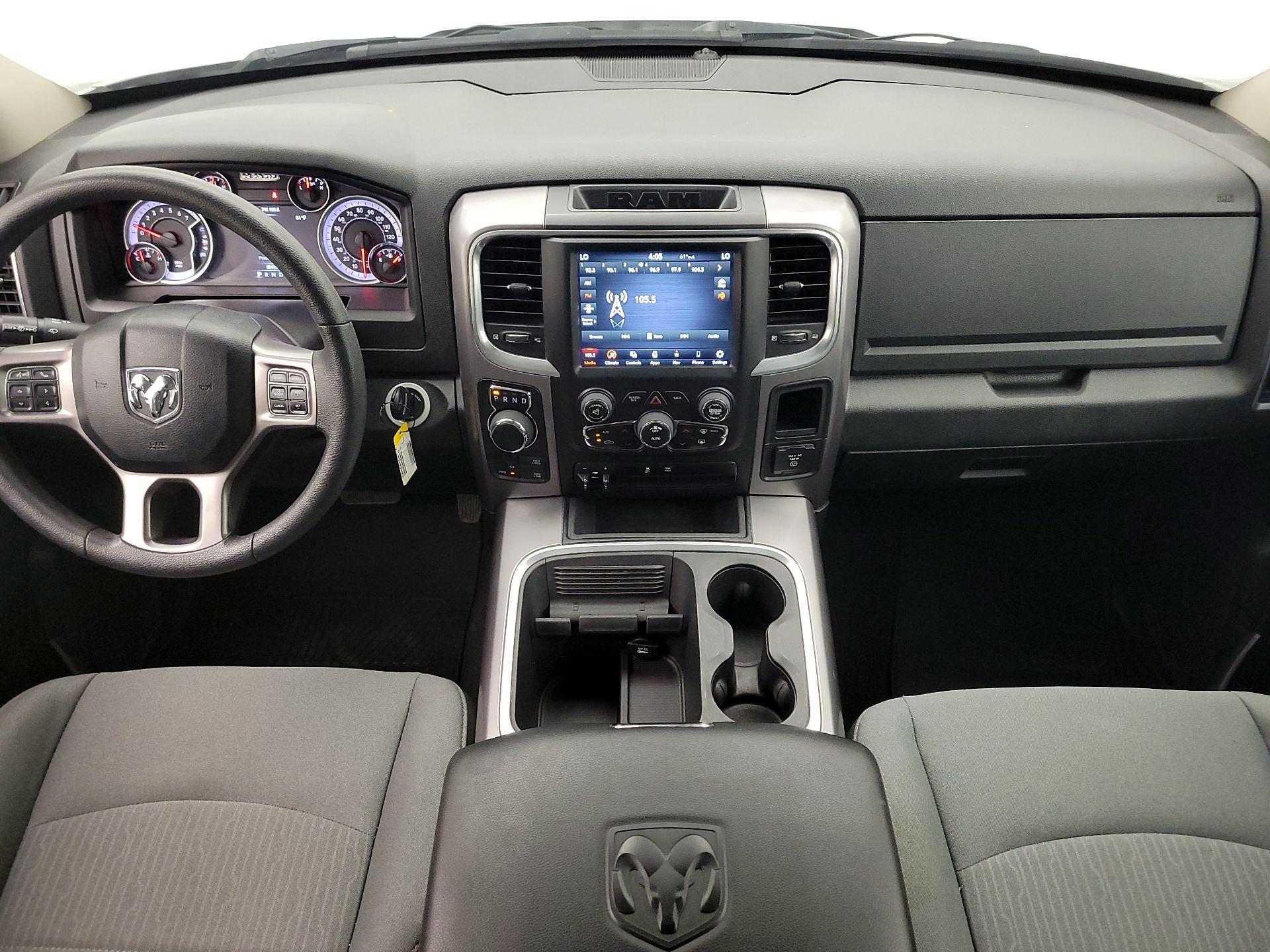 Thumbnail: 2023 RAM 1500 Classic - 9