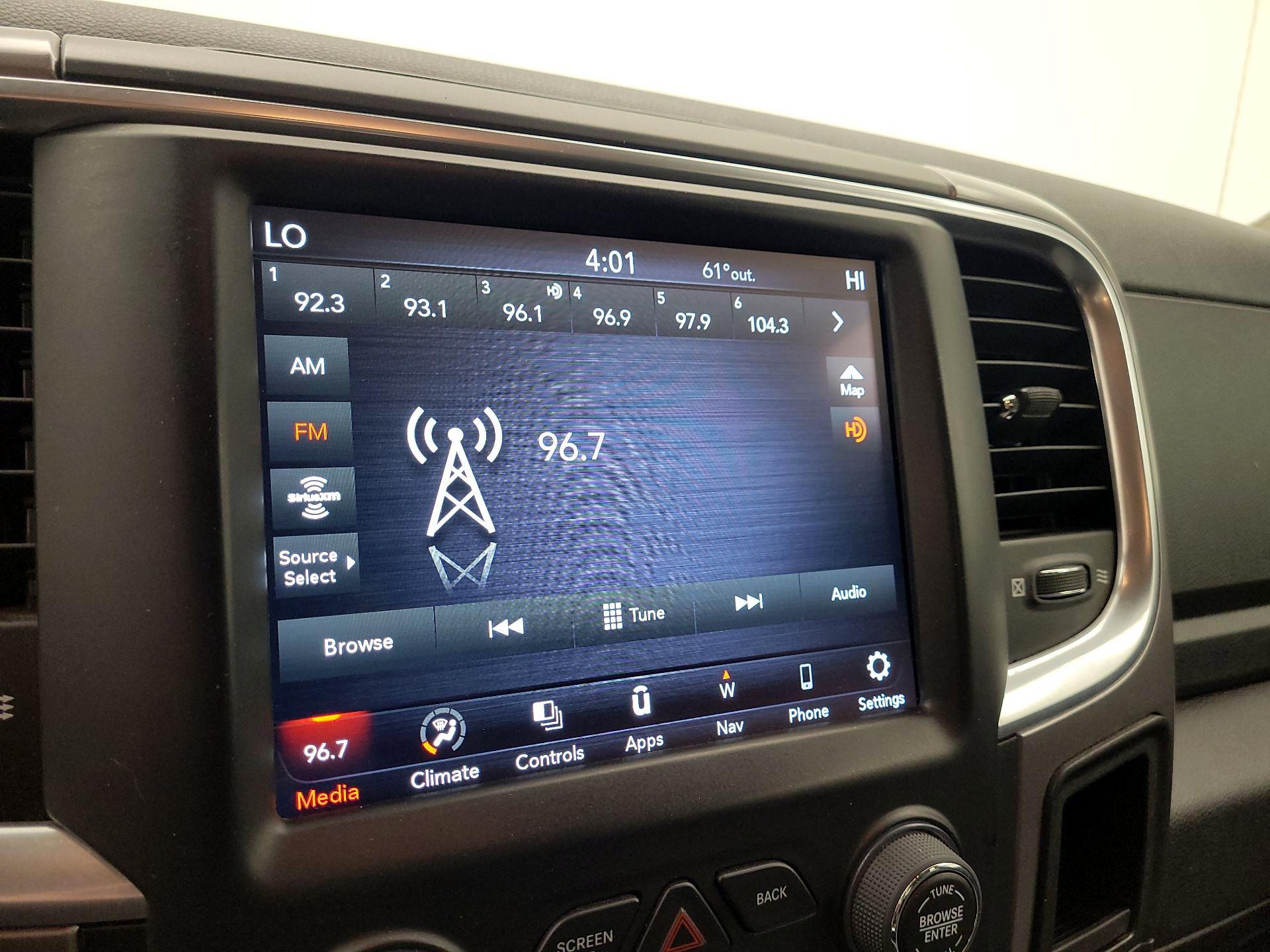 Thumbnail: 2023 RAM 1500 Classic - 16