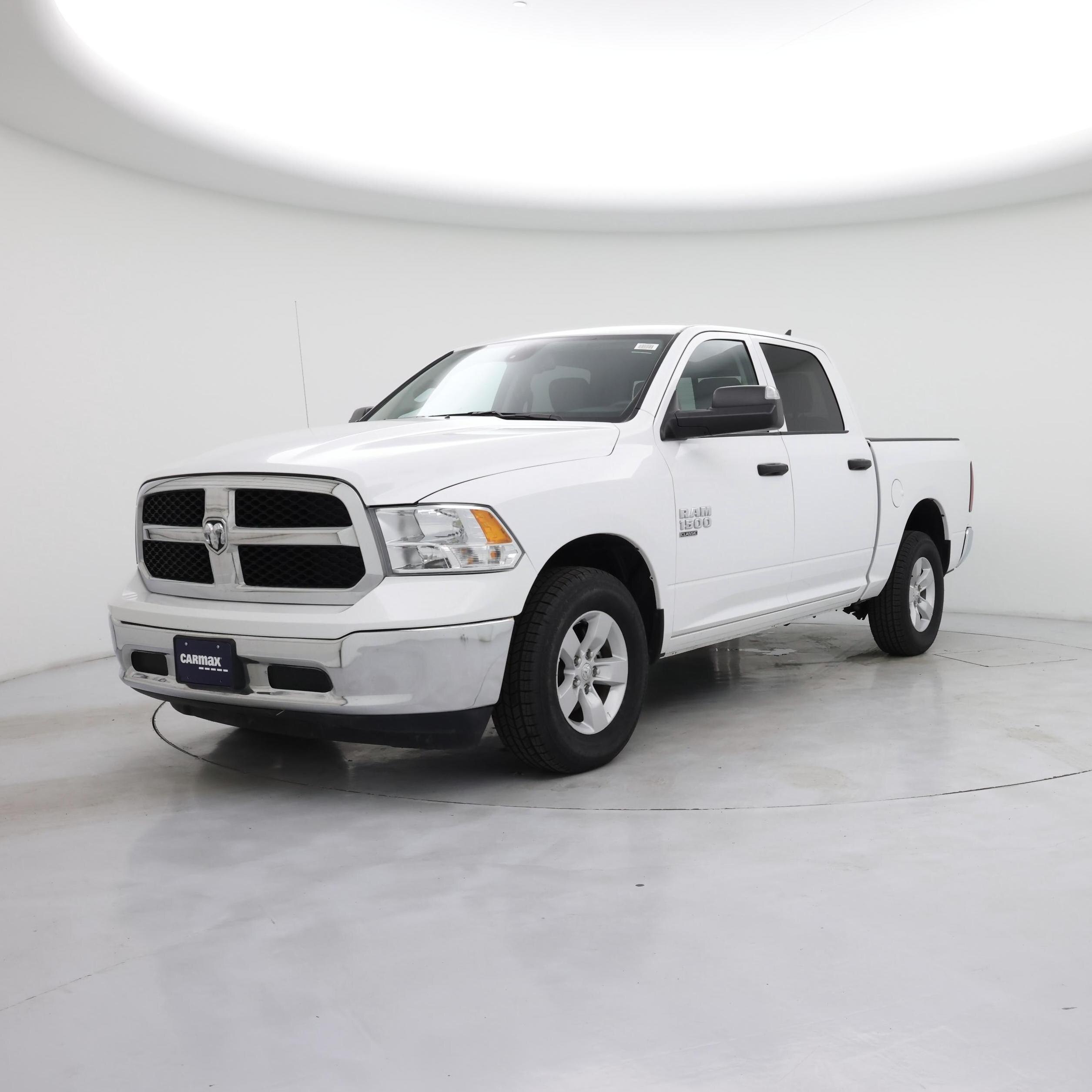 Thumbnail: 2023 RAM 1500 Classic - 4