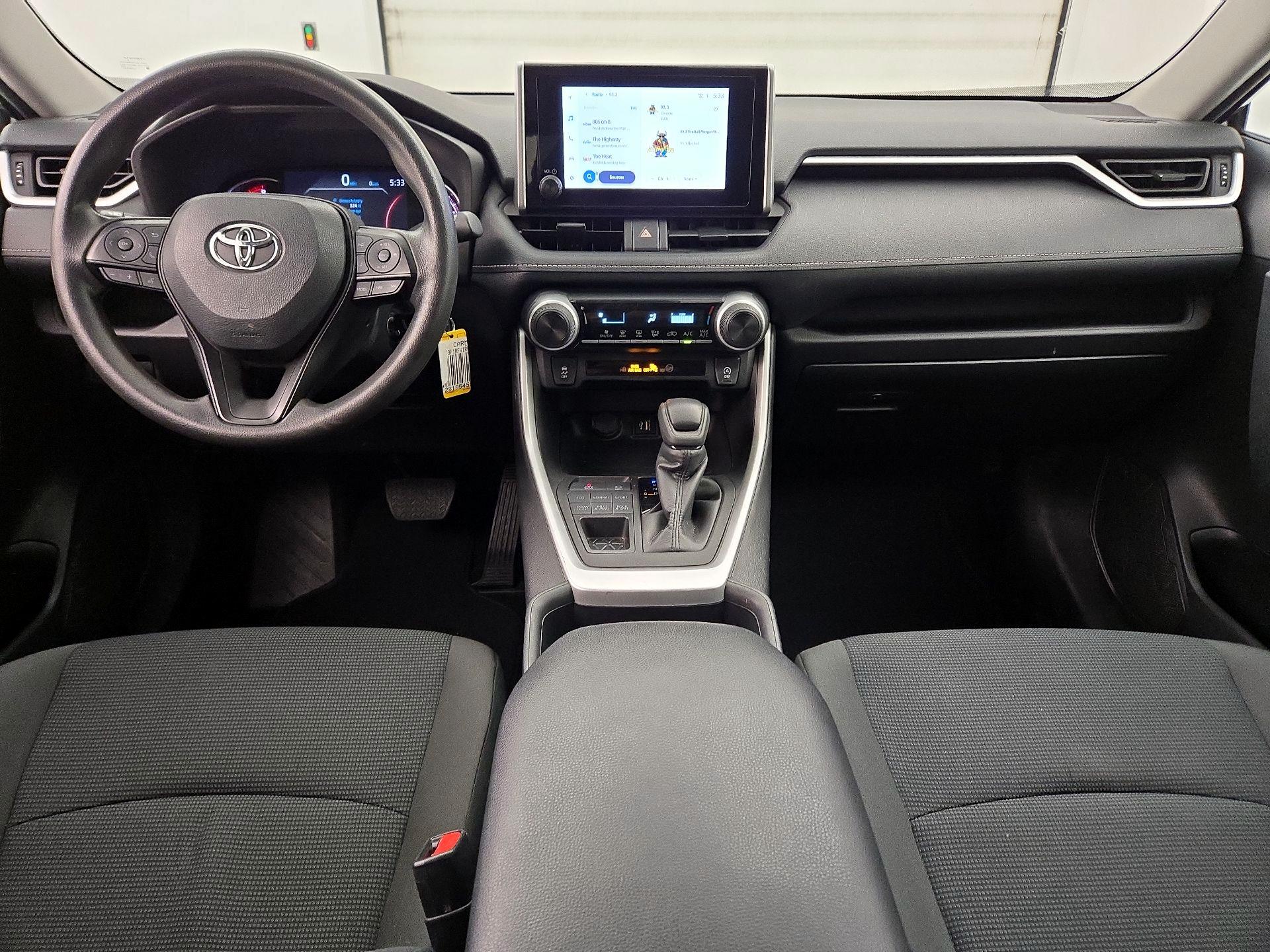 Thumbnail: 2024 Toyota RAV4 - 9