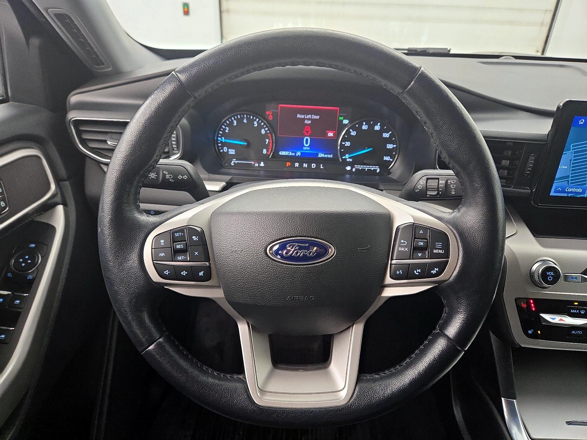 Thumbnail: 2022 Ford Explorer - 10