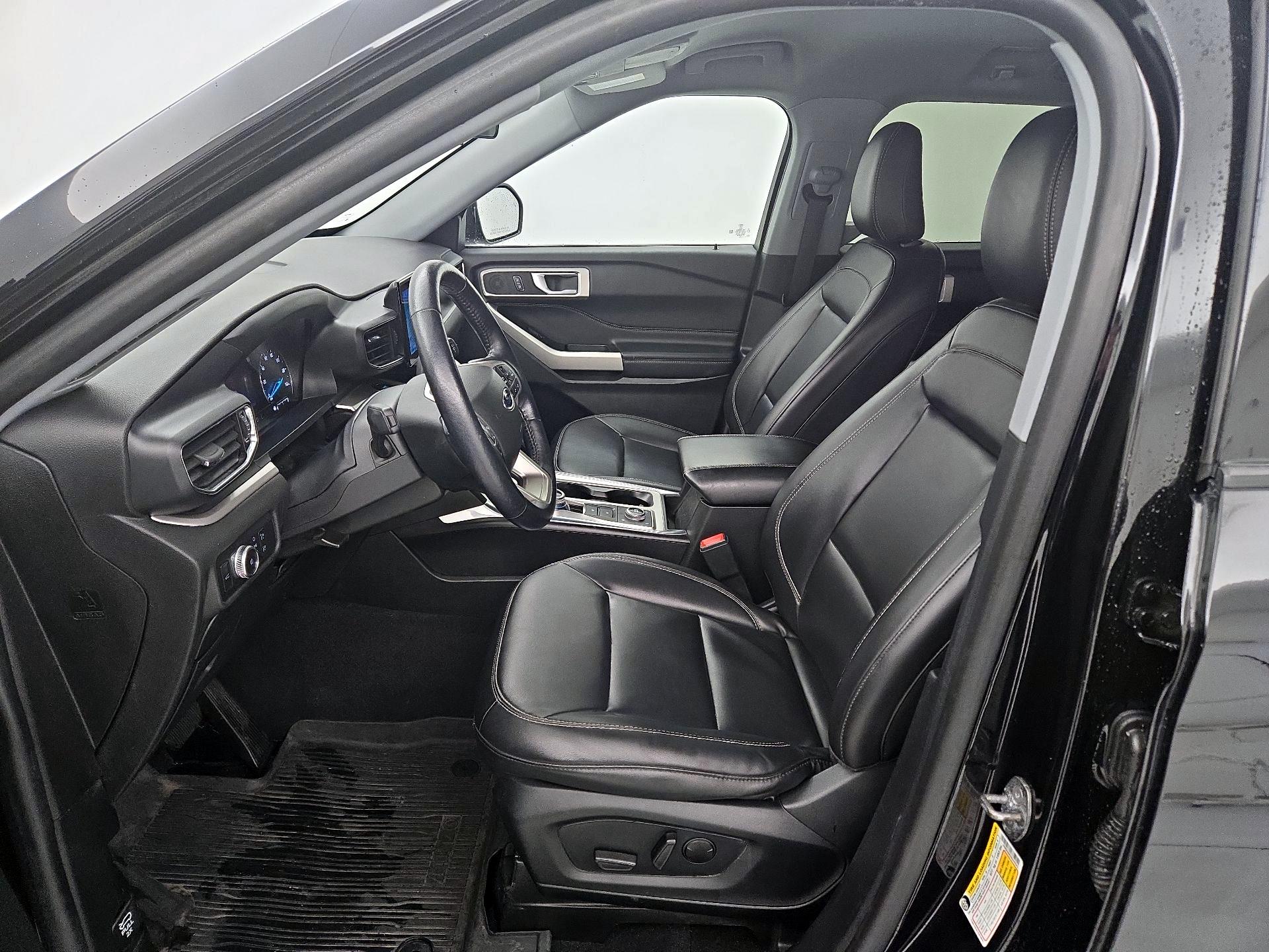 Thumbnail: 2022 Ford Explorer - 11