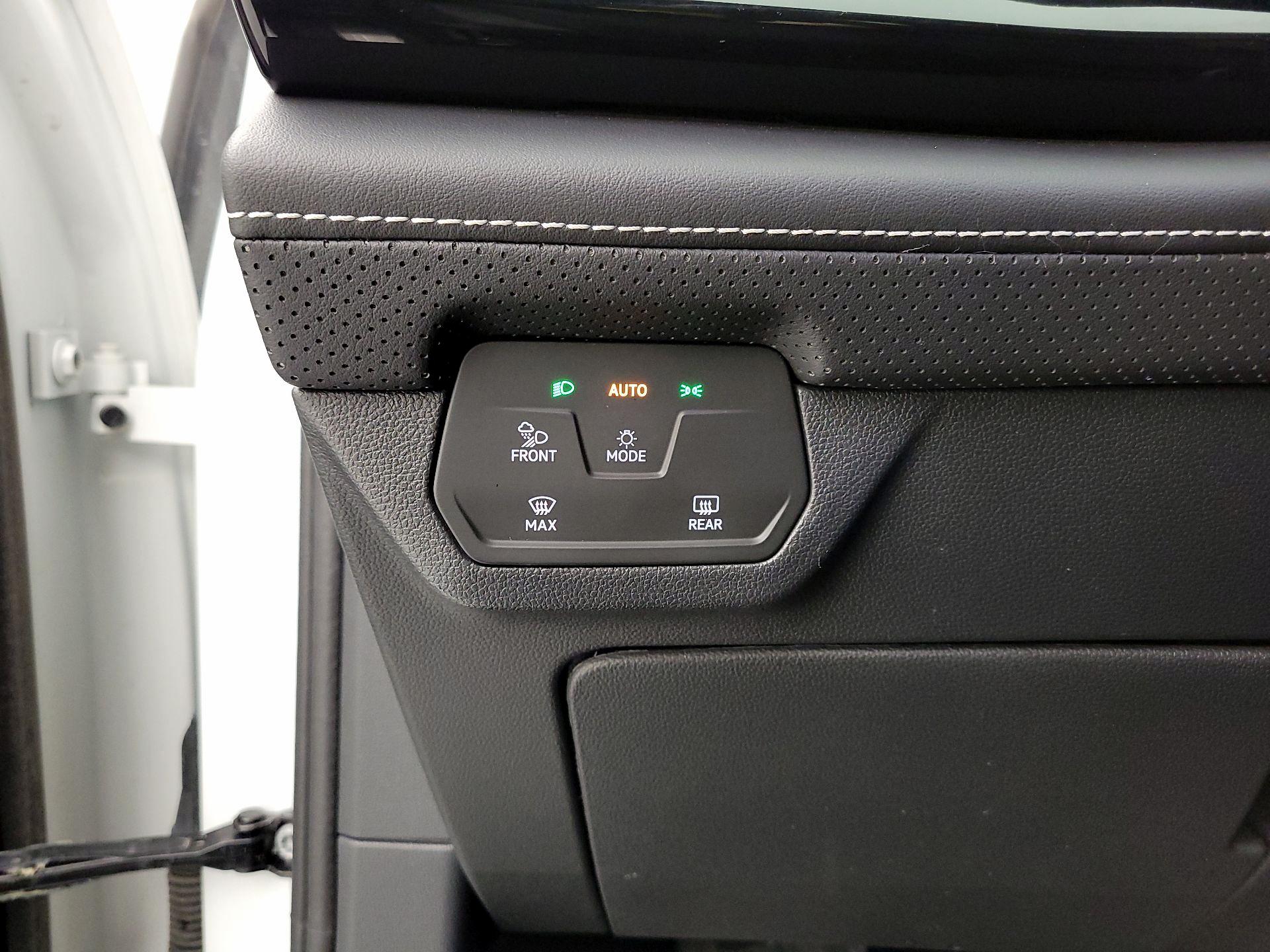 Thumbnail: 2024 Volkswagen Atlas - 13