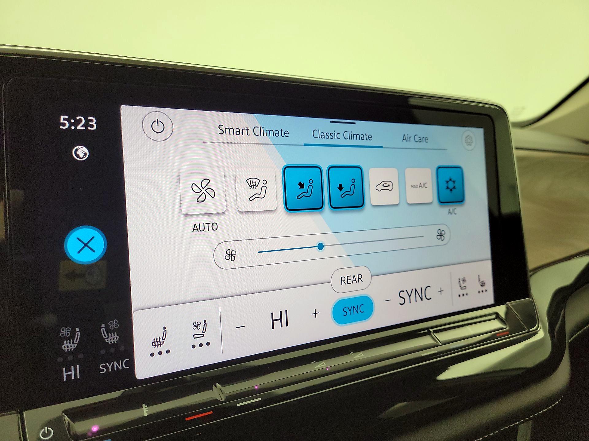 Thumbnail: 2024 Volkswagen Atlas - 16