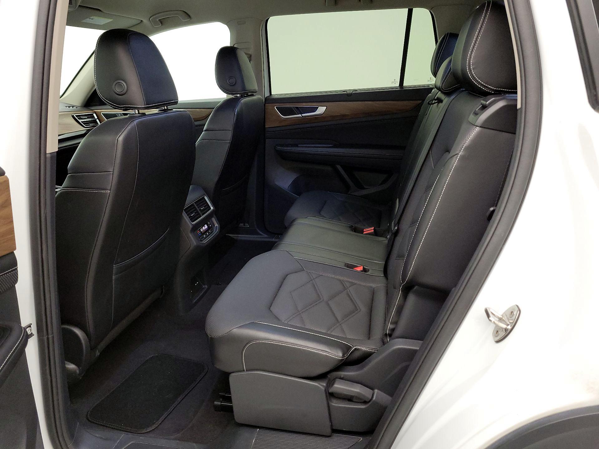 Thumbnail: 2024 Volkswagen Atlas - 19