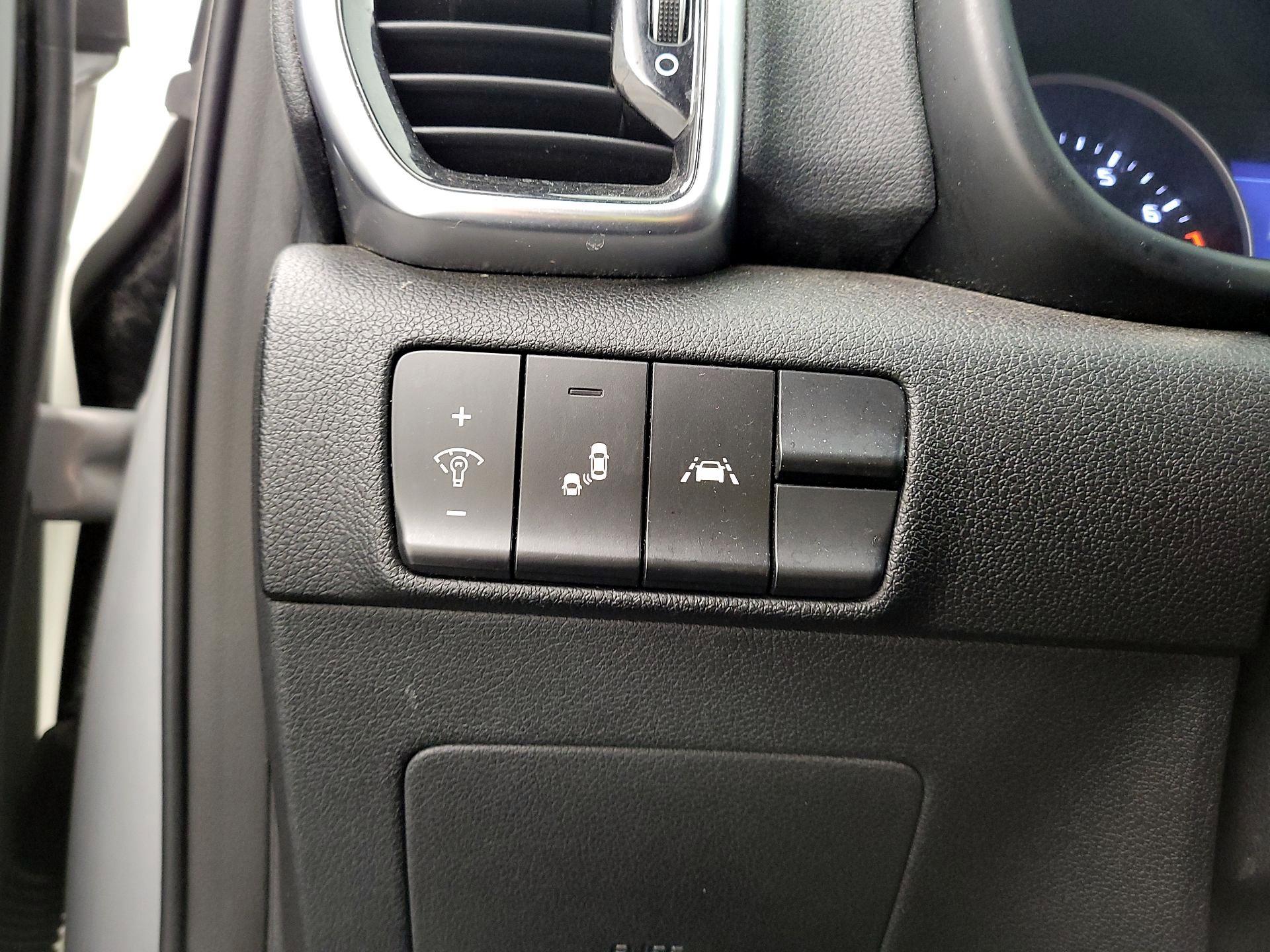 Thumbnail: 2020 Kia Sportage - 13