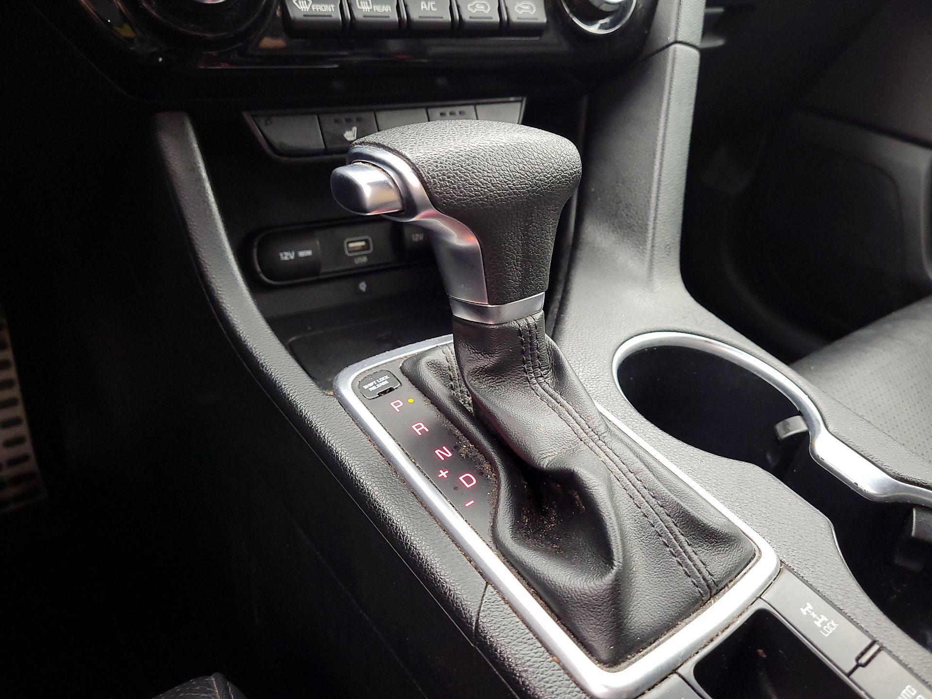 Thumbnail: 2020 Kia Sportage - 17