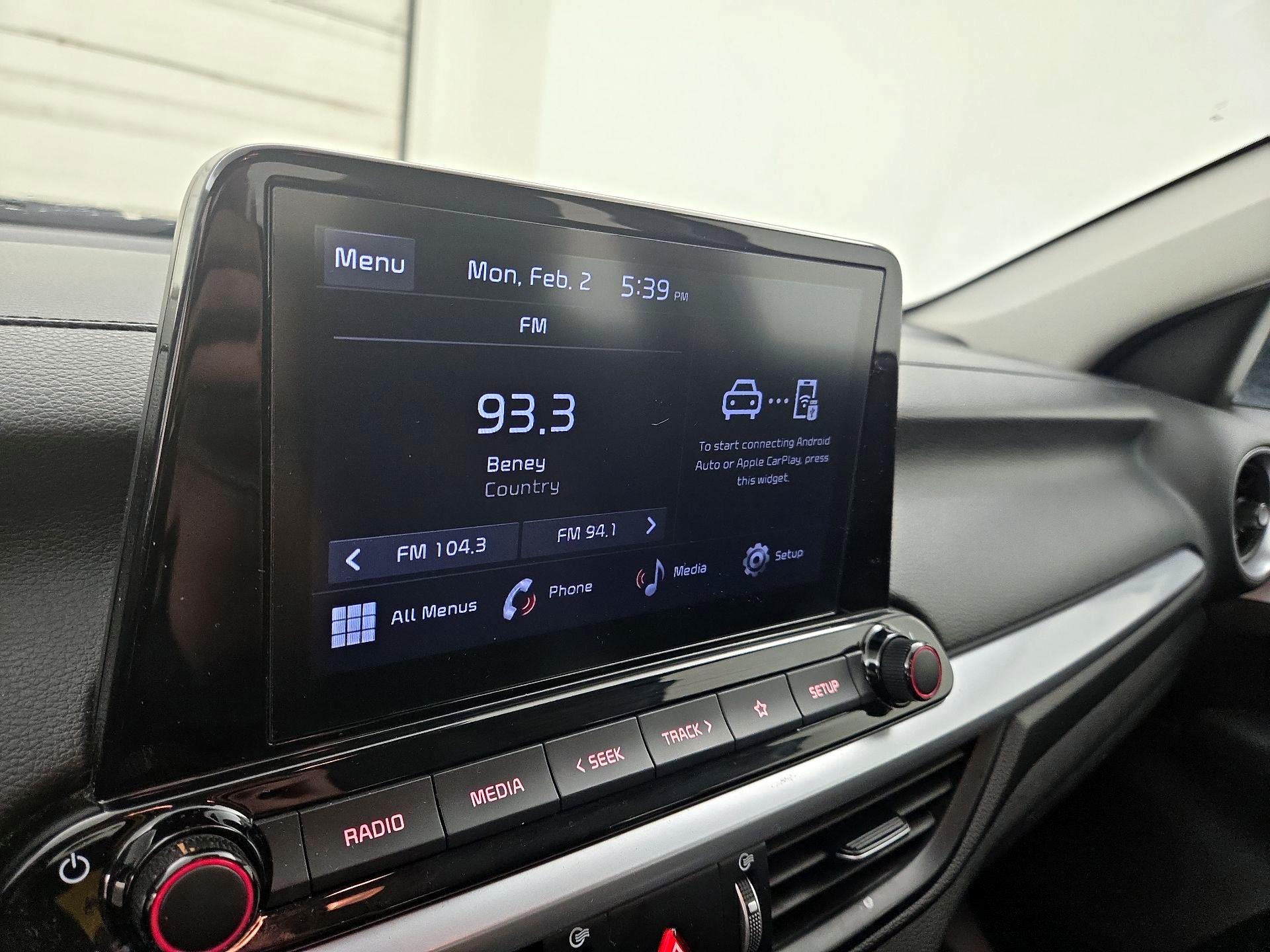 Thumbnail: 2023 Kia Forte - 15