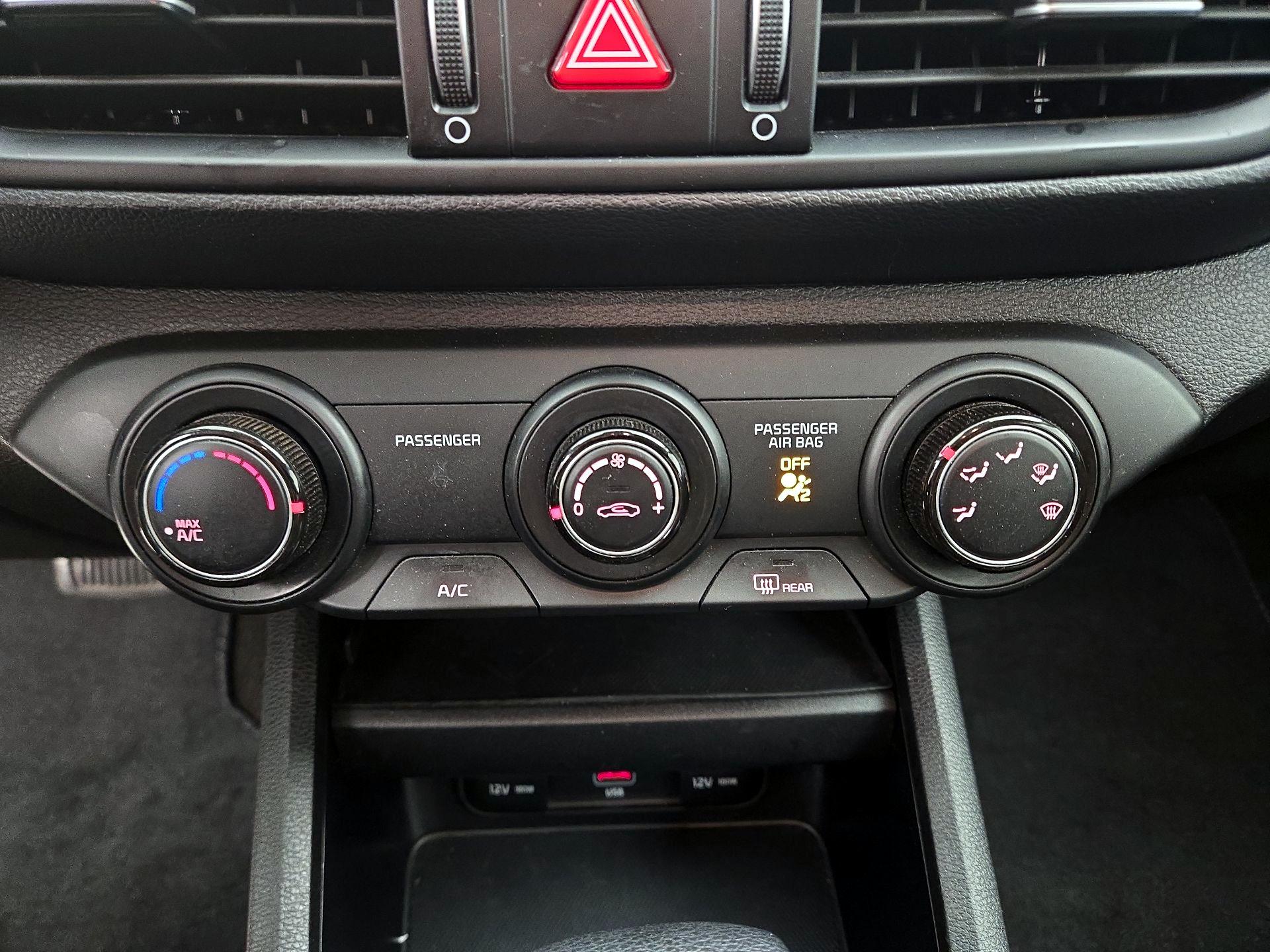 Thumbnail: 2023 Kia Forte - 16