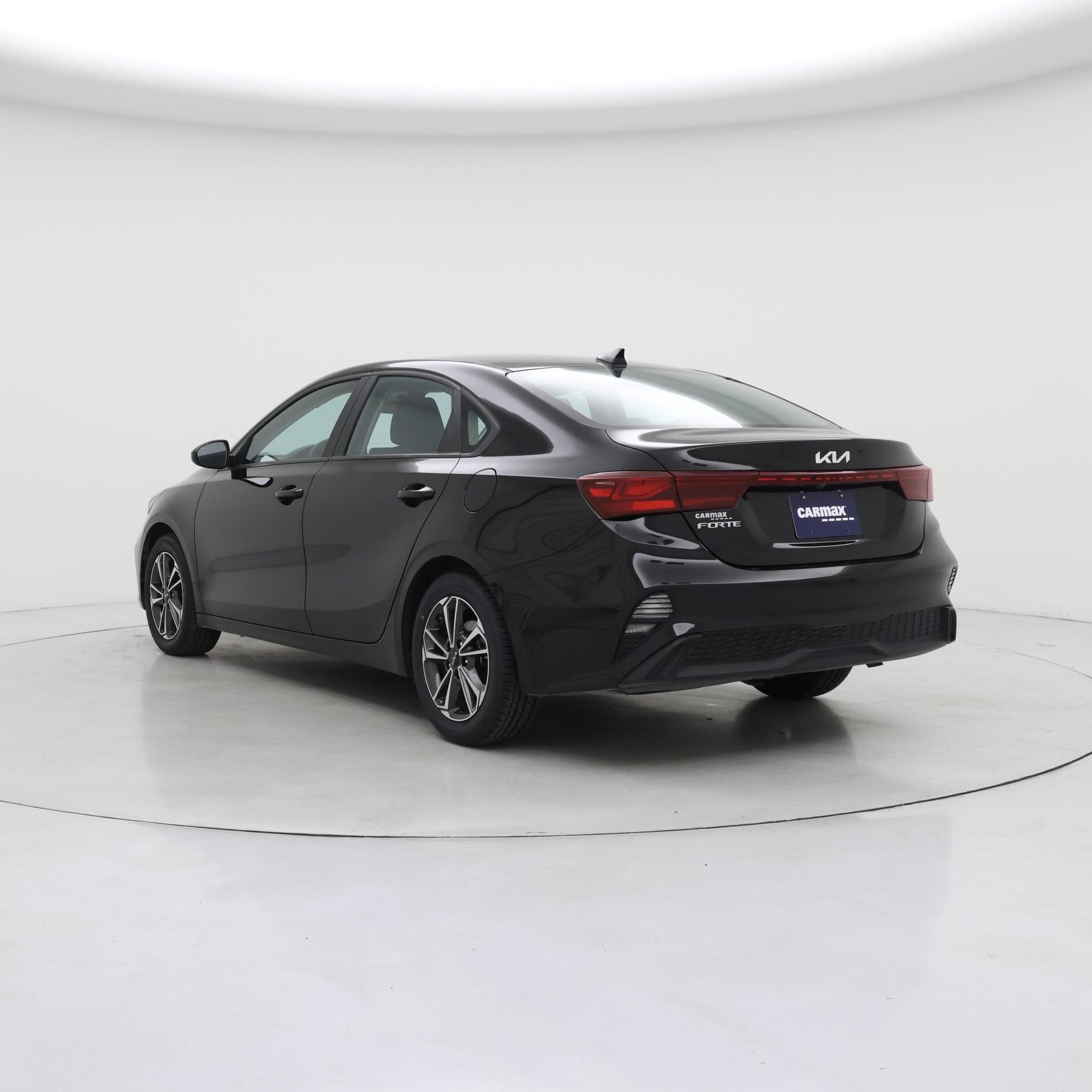 Thumbnail: 2023 Kia Forte - 2