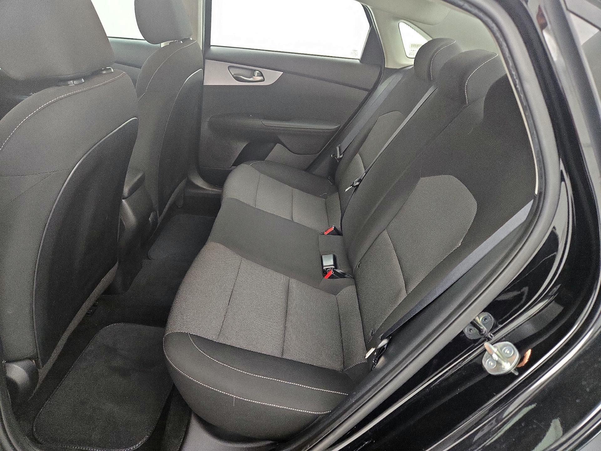 Thumbnail: 2023 Kia Forte - 19