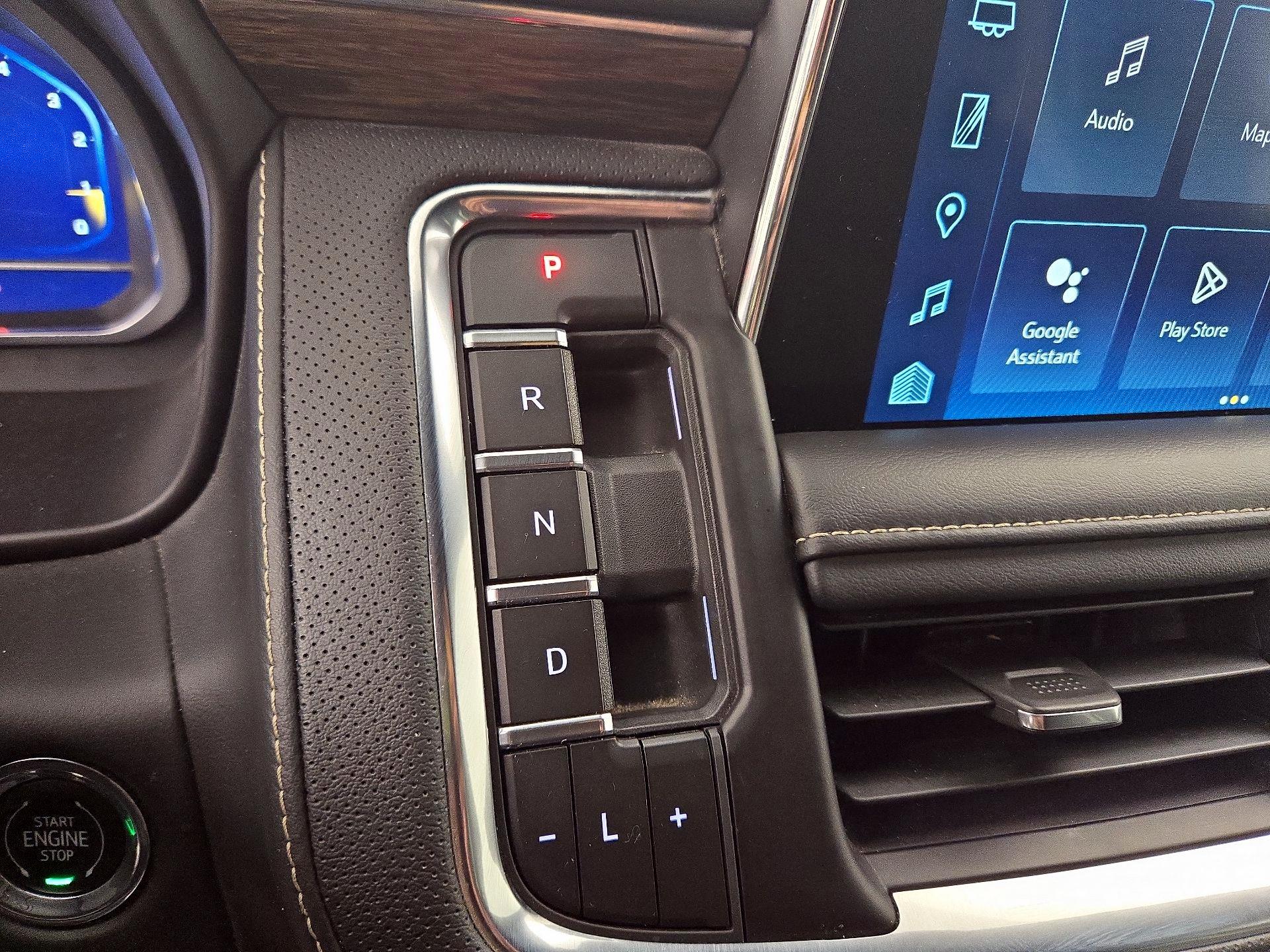 Thumbnail: 2023 Chevrolet Suburban - 17