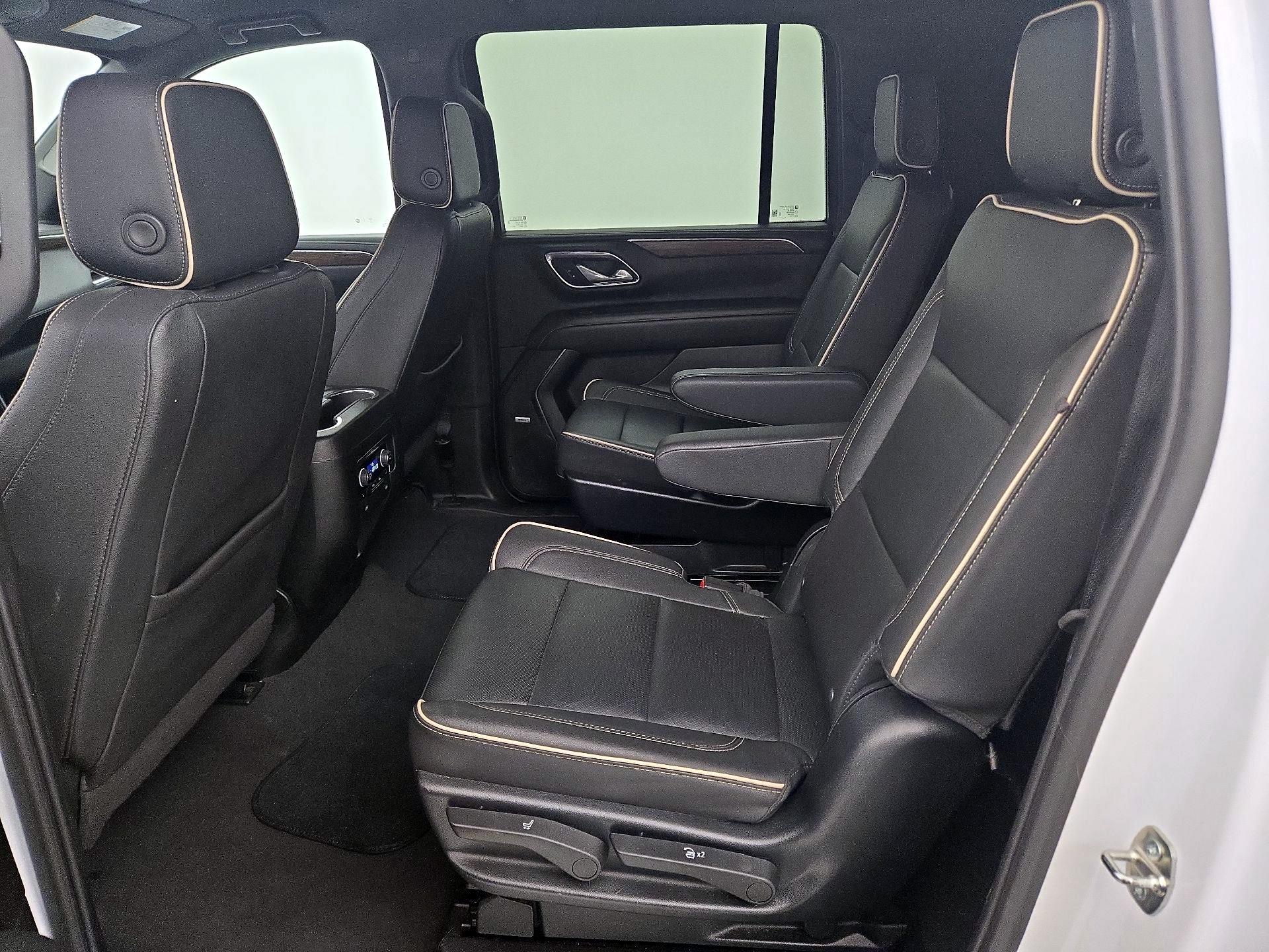 Thumbnail: 2023 Chevrolet Suburban - 19