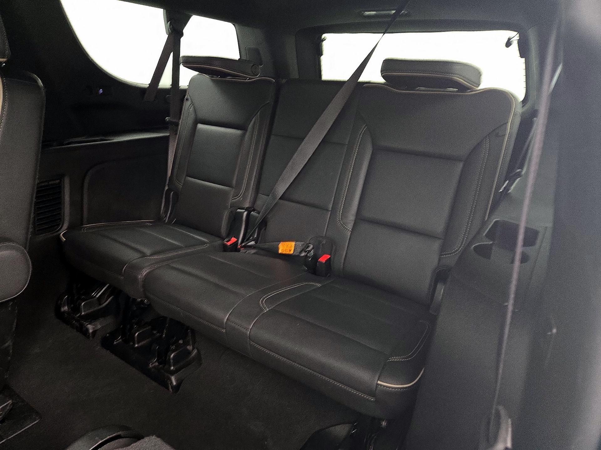 Thumbnail: 2023 Chevrolet Suburban - 20