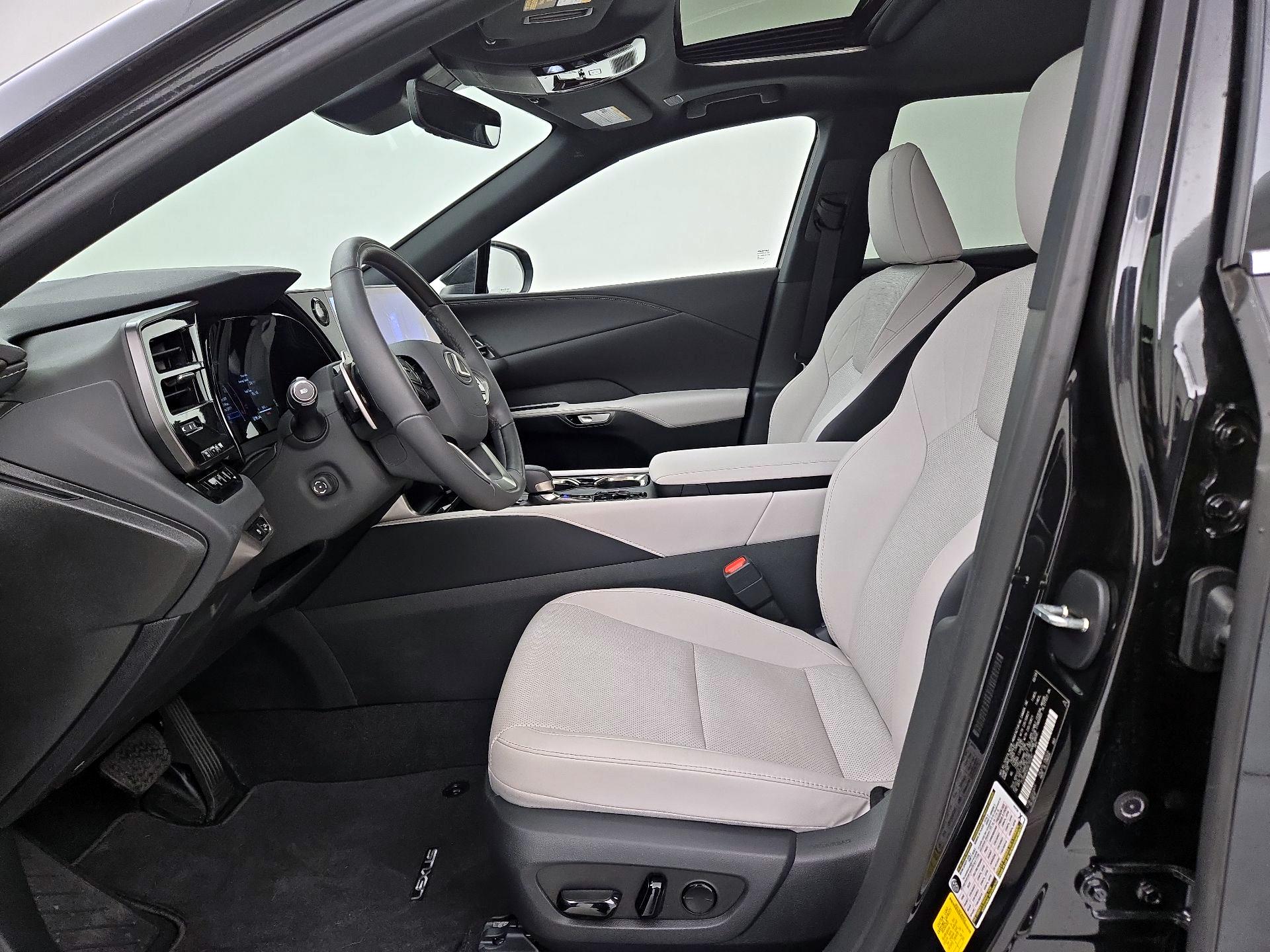 Thumbnail: 2025 Lexus RX - 11