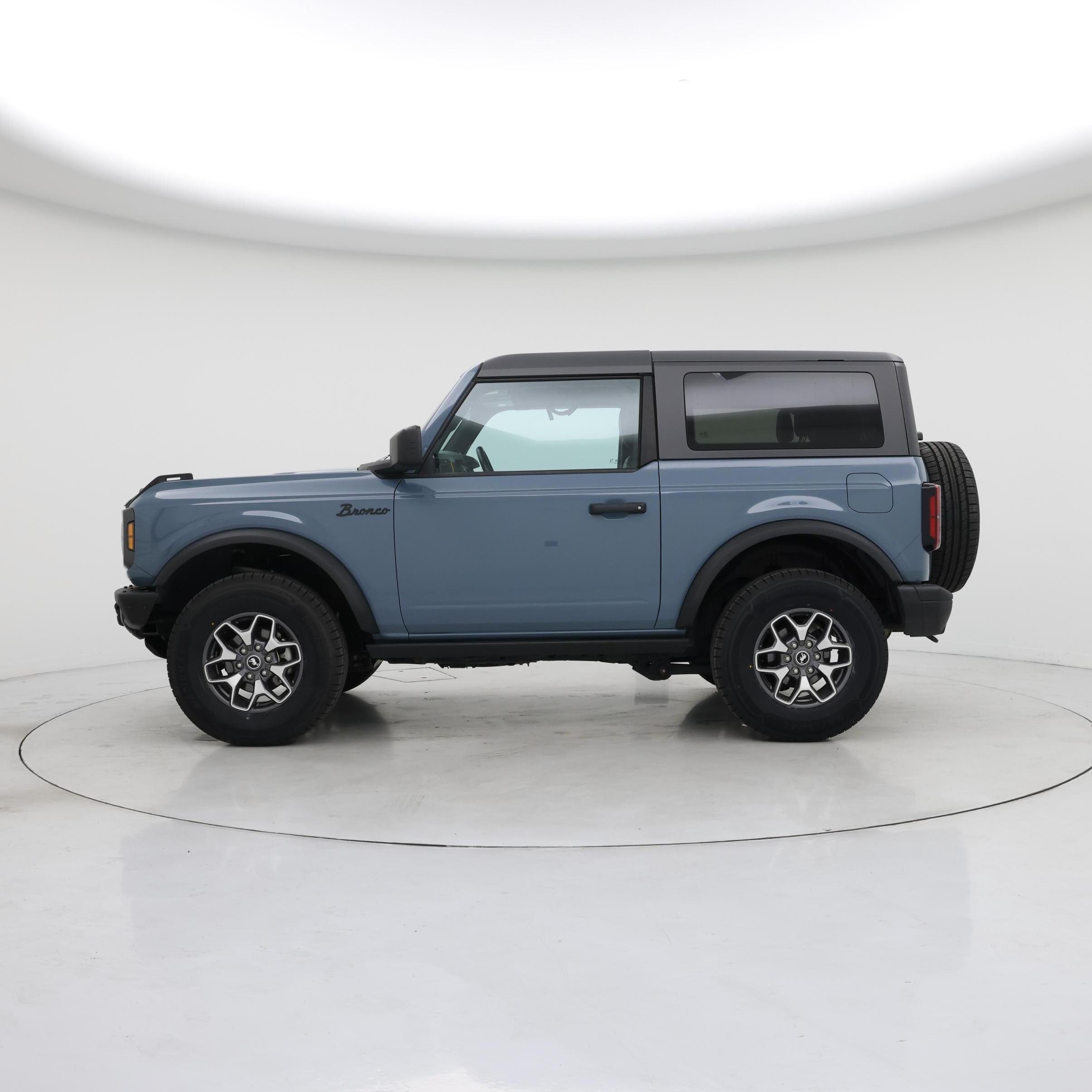 Thumbnail: 2023 Ford Bronco - 3