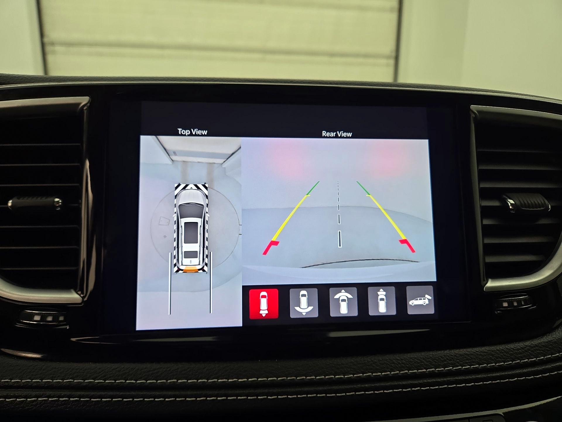 Thumbnail: 2024 Chrysler Pacifica - 15