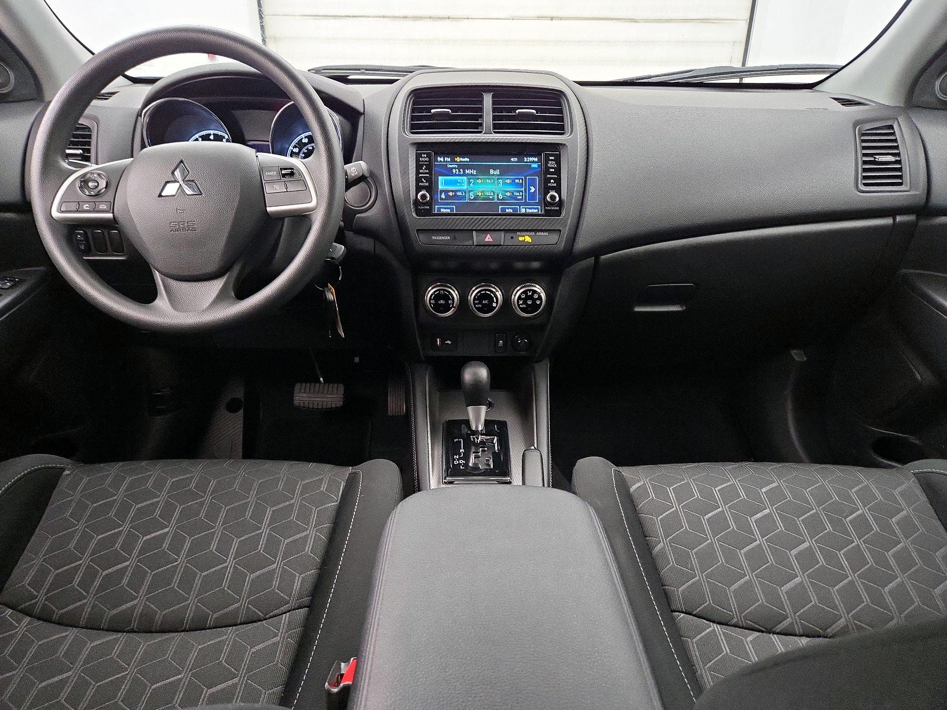 Thumbnail: 2025 Mitsubishi Outlander Sport - 9