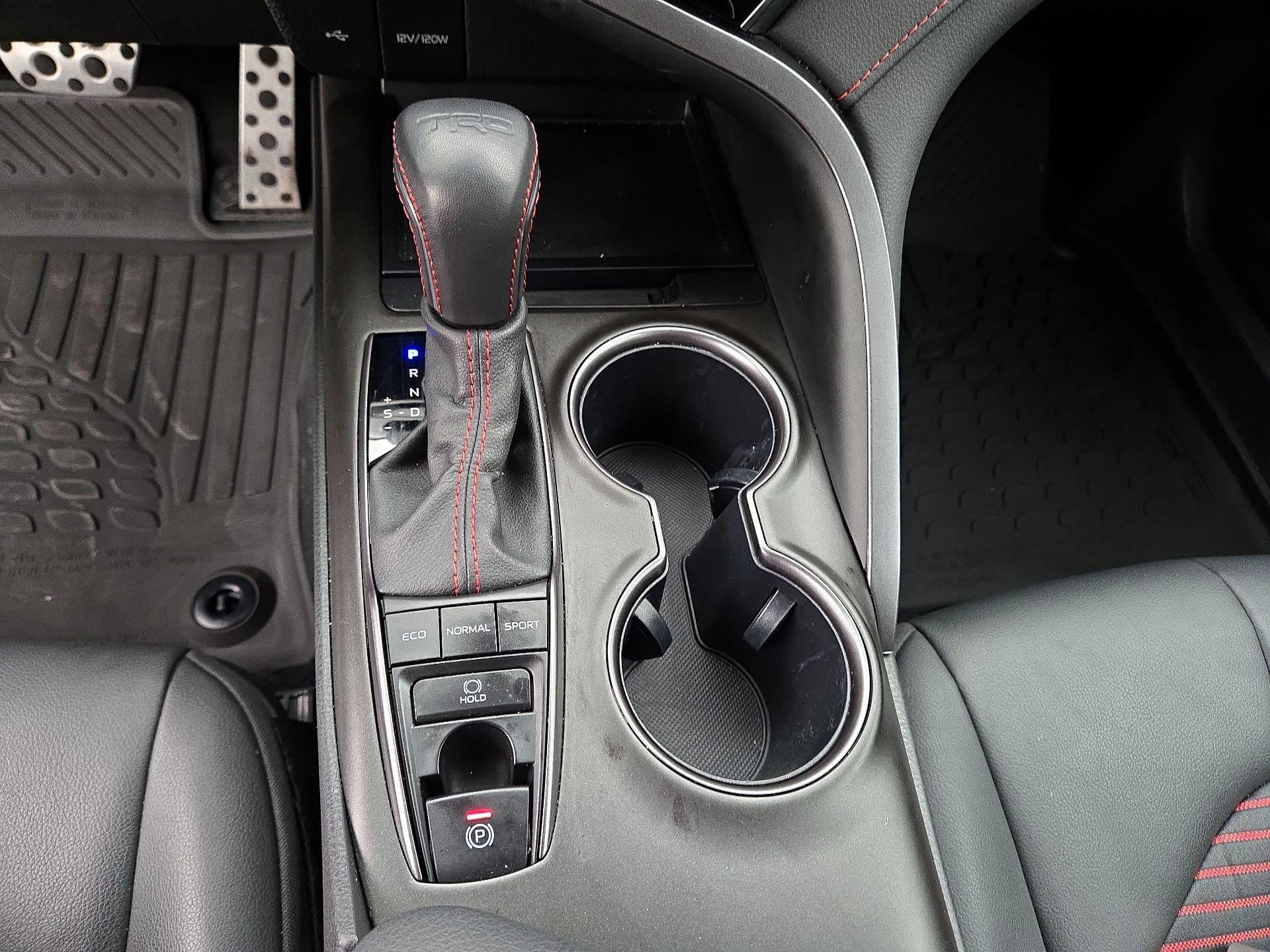 Thumbnail: 2024 Toyota Camry - 17