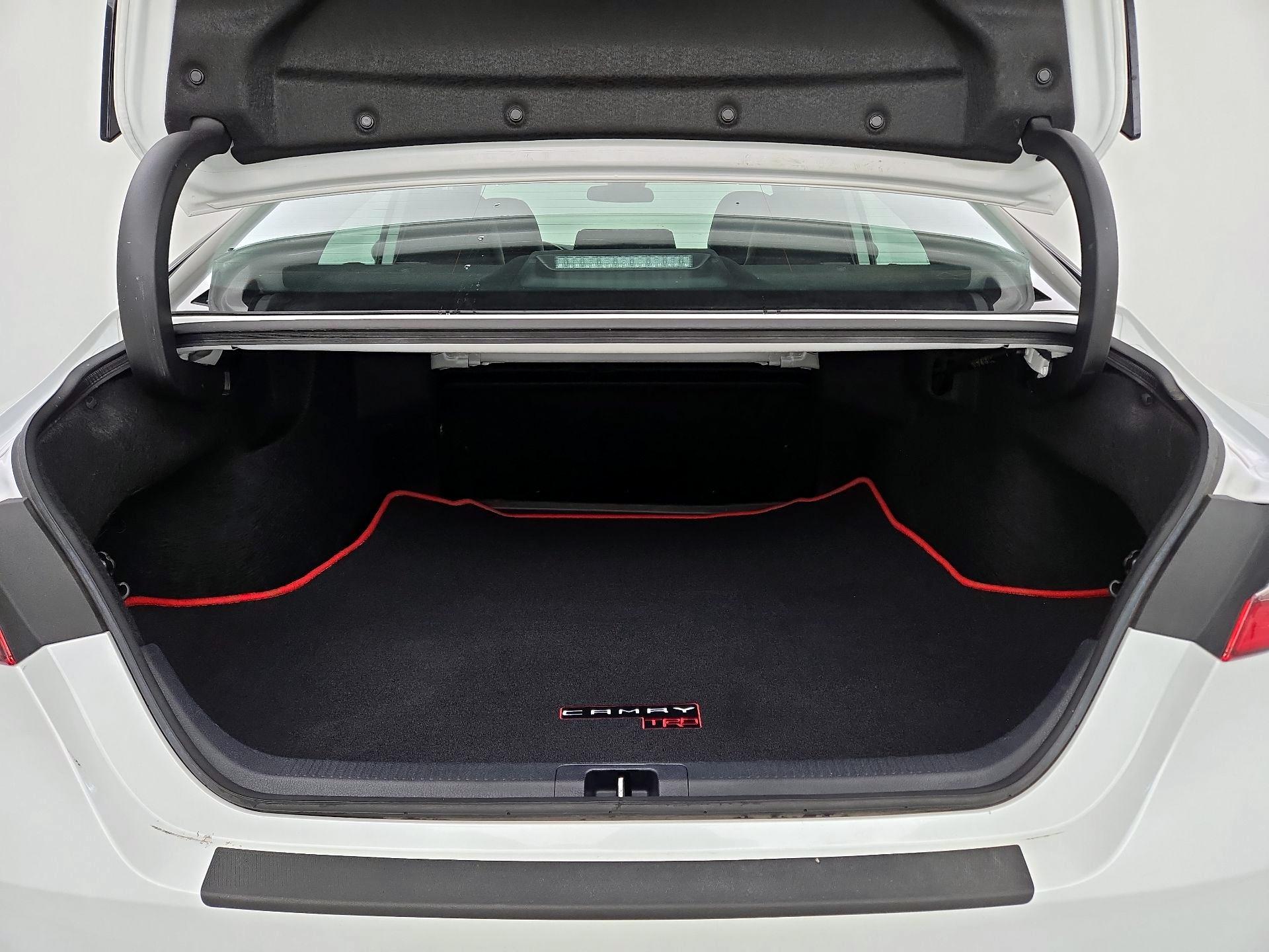 Thumbnail: 2024 Toyota Camry - 20