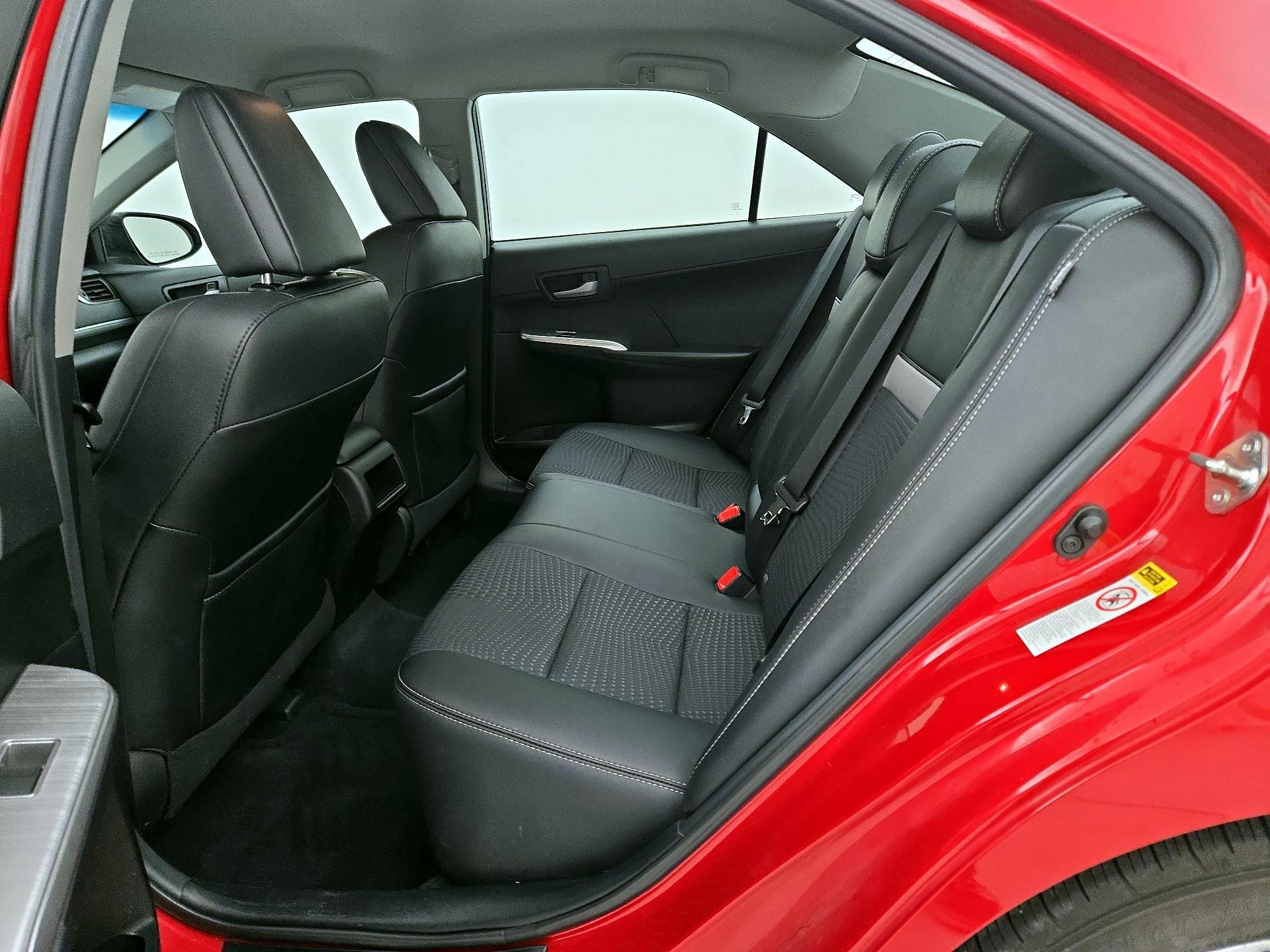 Thumbnail: 2014 Toyota Camry - 19