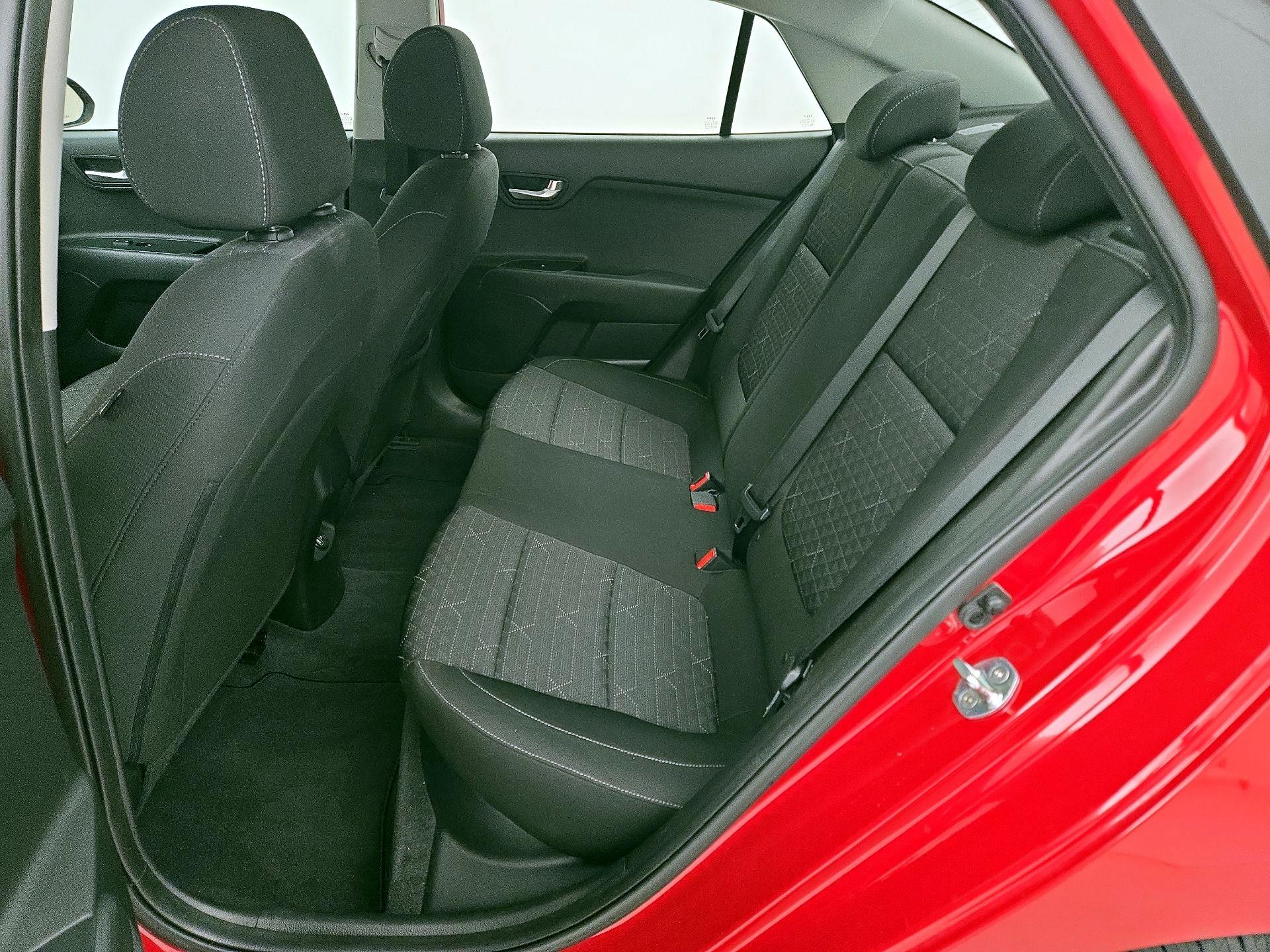 Thumbnail: 2022 Kia Rio - 19