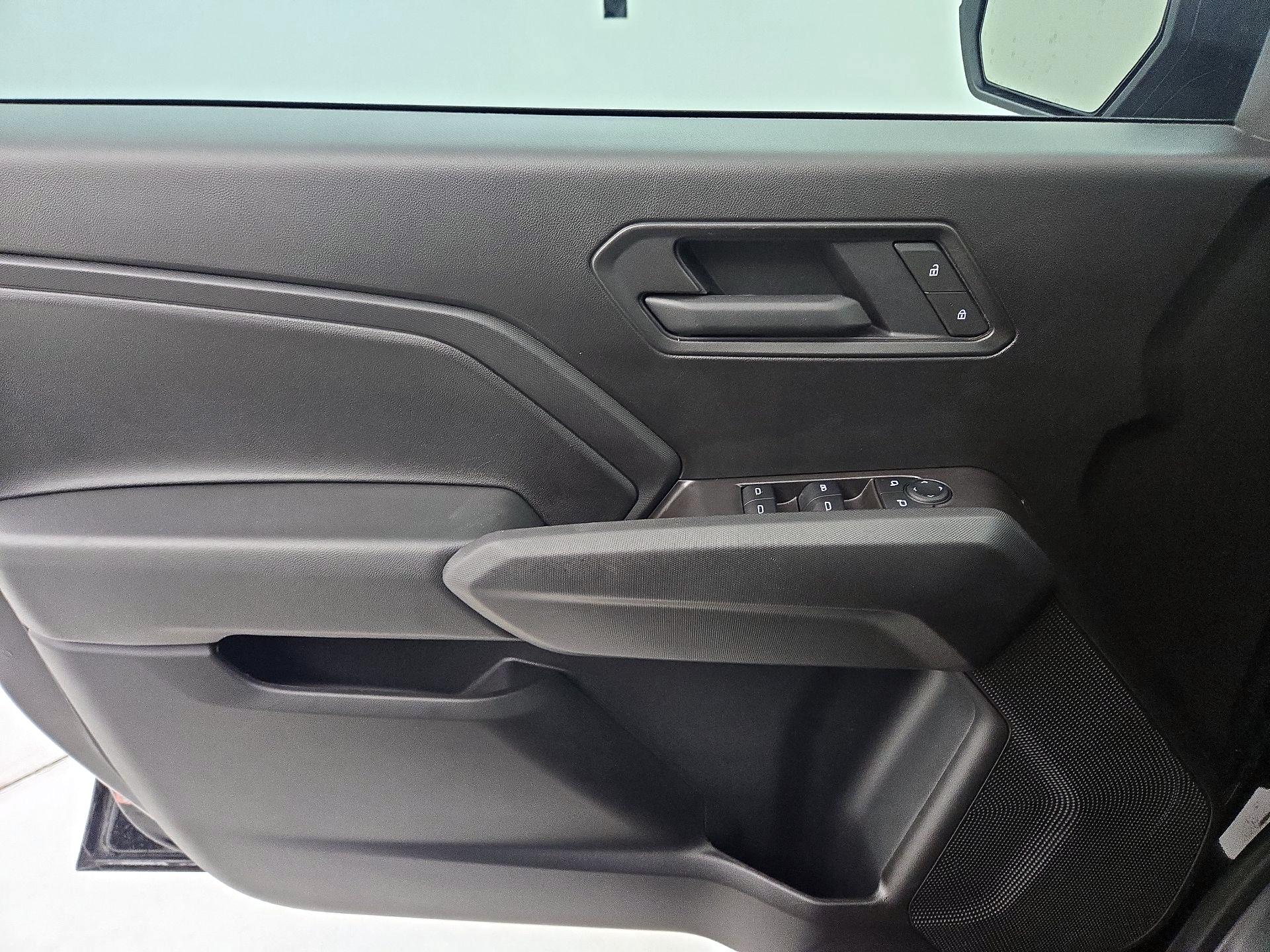 Thumbnail: 2025 Chevrolet Colorado - 12