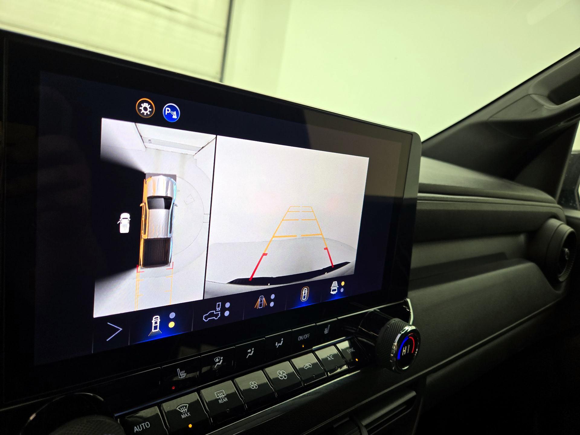 Thumbnail: 2025 Chevrolet Colorado - 14