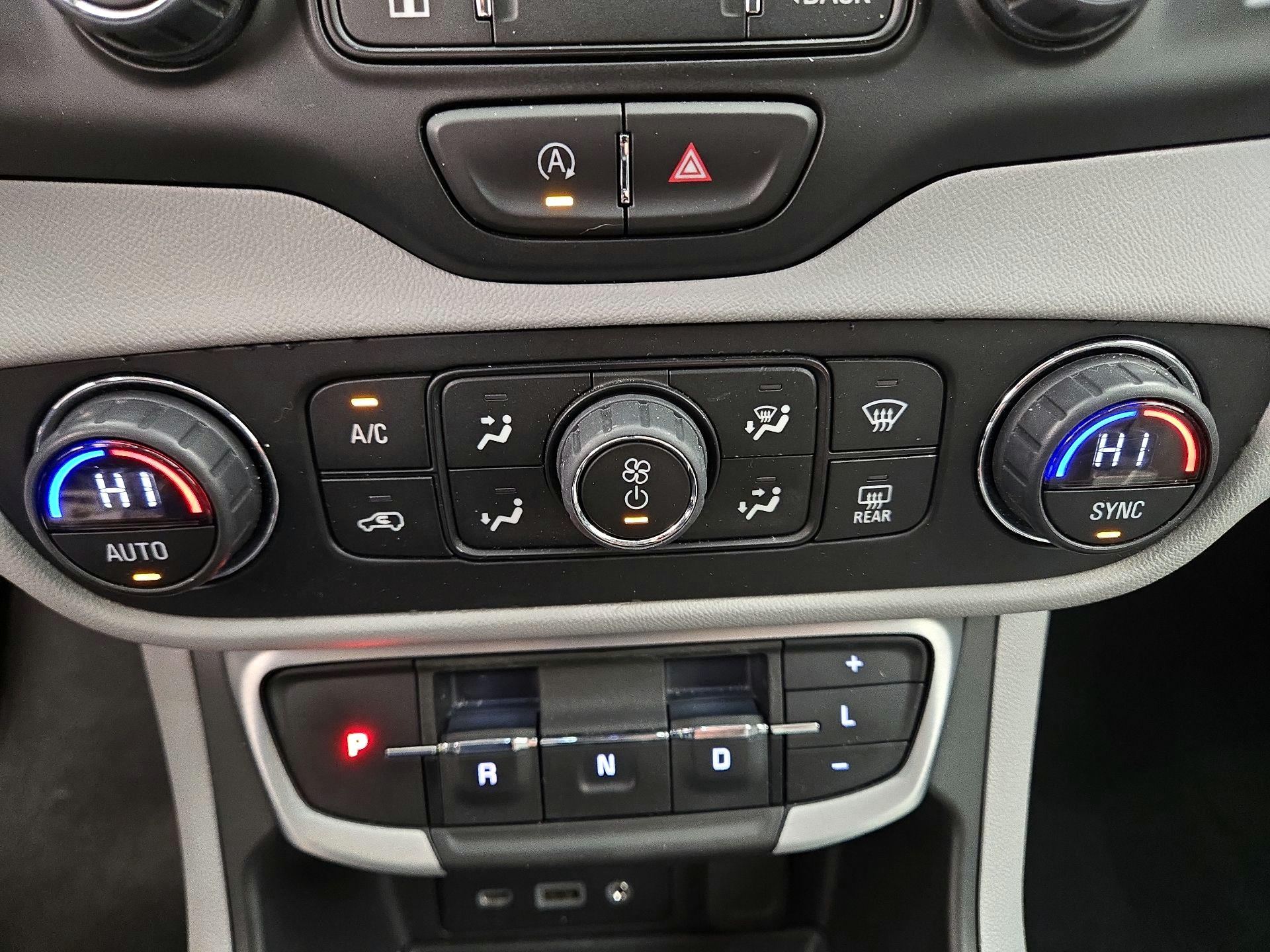 Thumbnail: 2022 GMC Terrain - 16