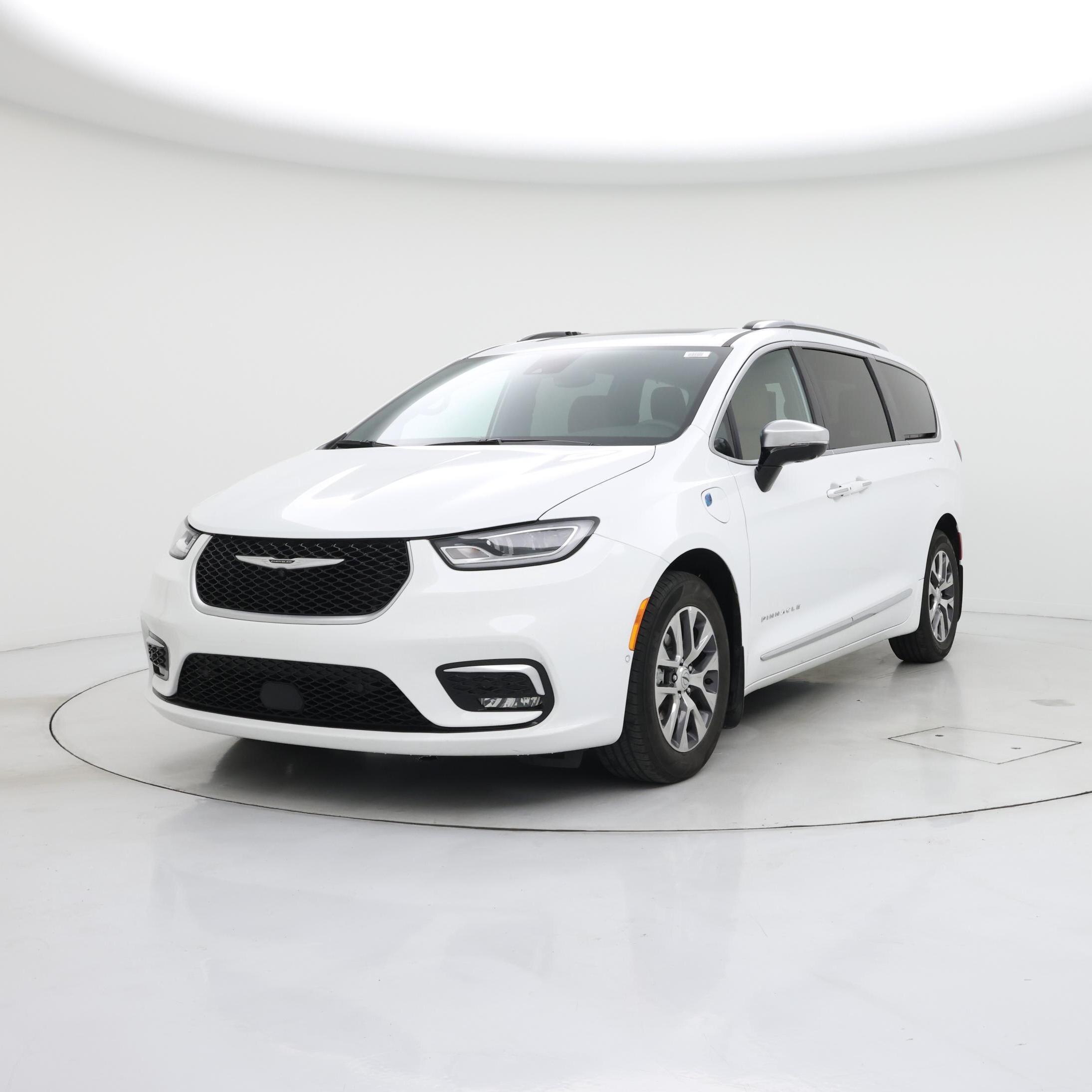 Thumbnail: 2023 Chrysler Pacifica - 4