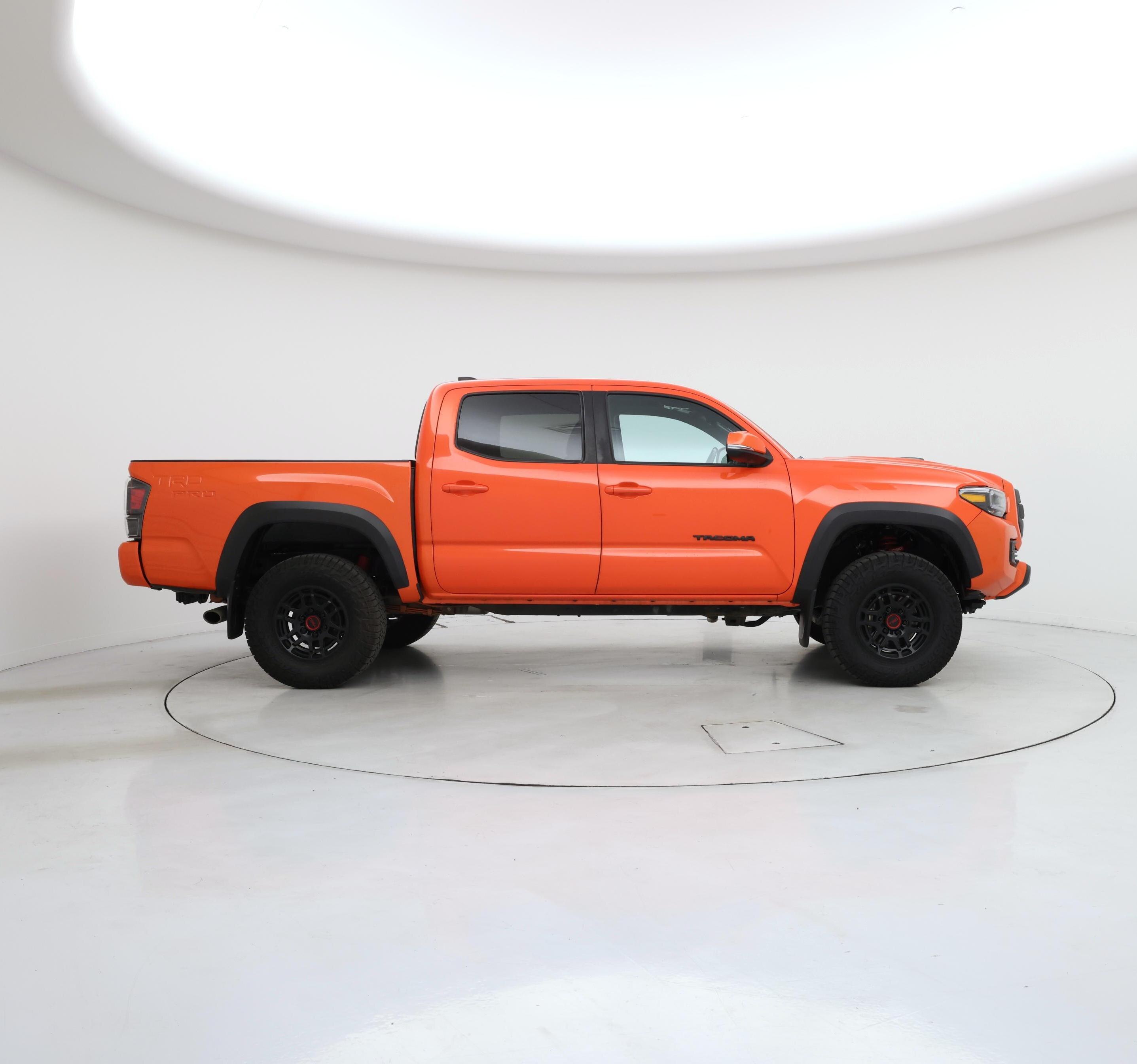 Thumbnail: 2023 Toyota Tacoma - 7