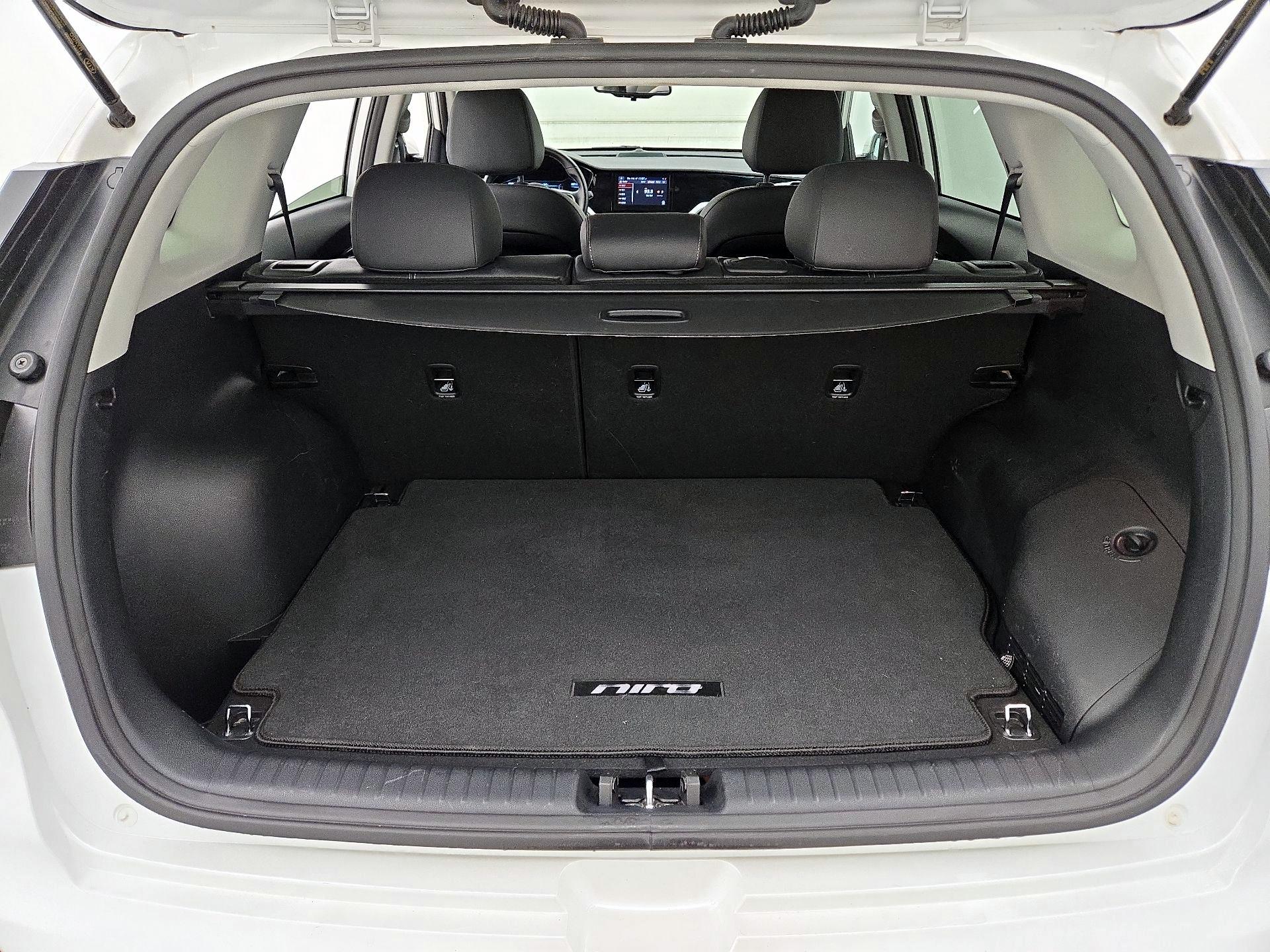 Thumbnail: 2022 Kia Niro - 20