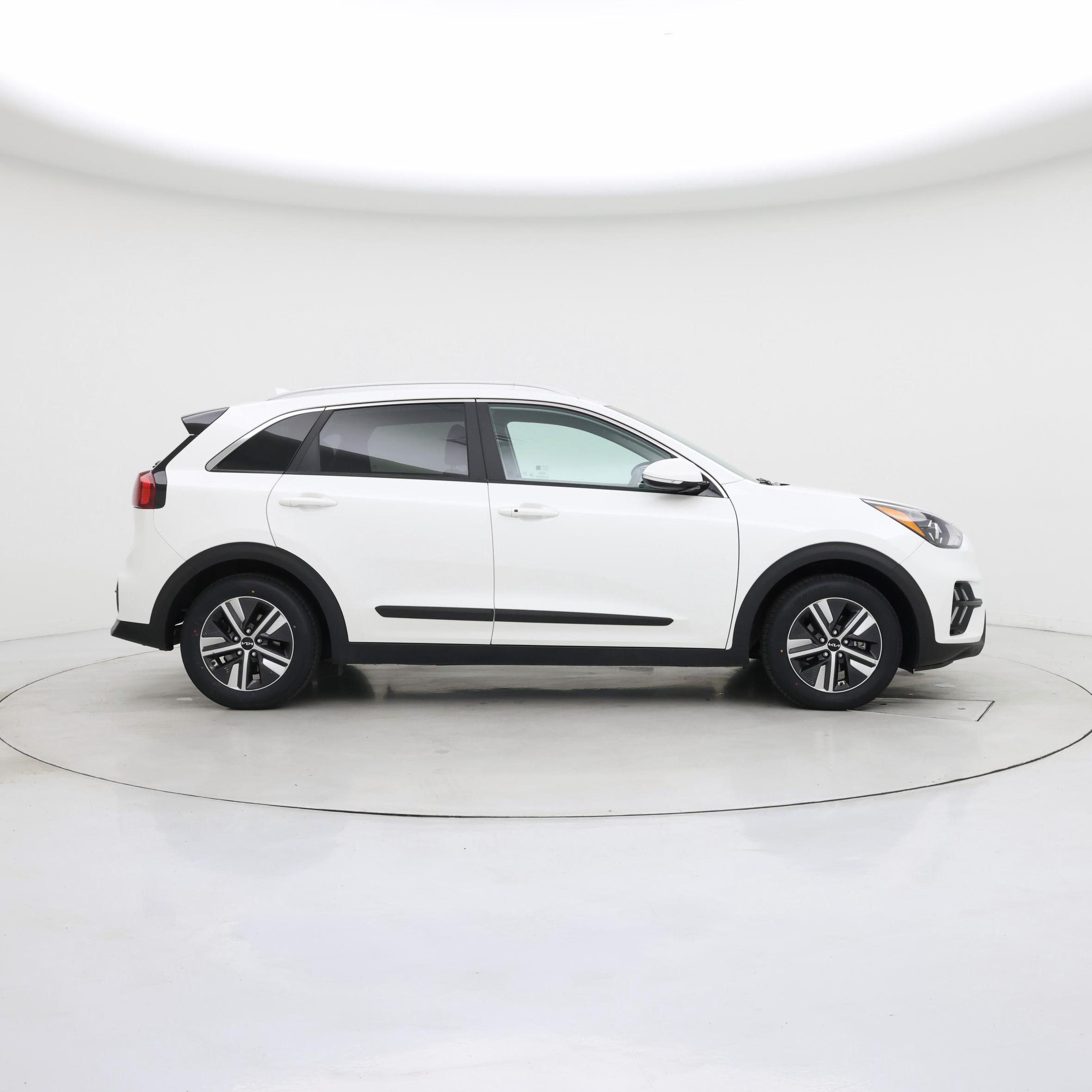 Thumbnail: 2022 Kia Niro - 7