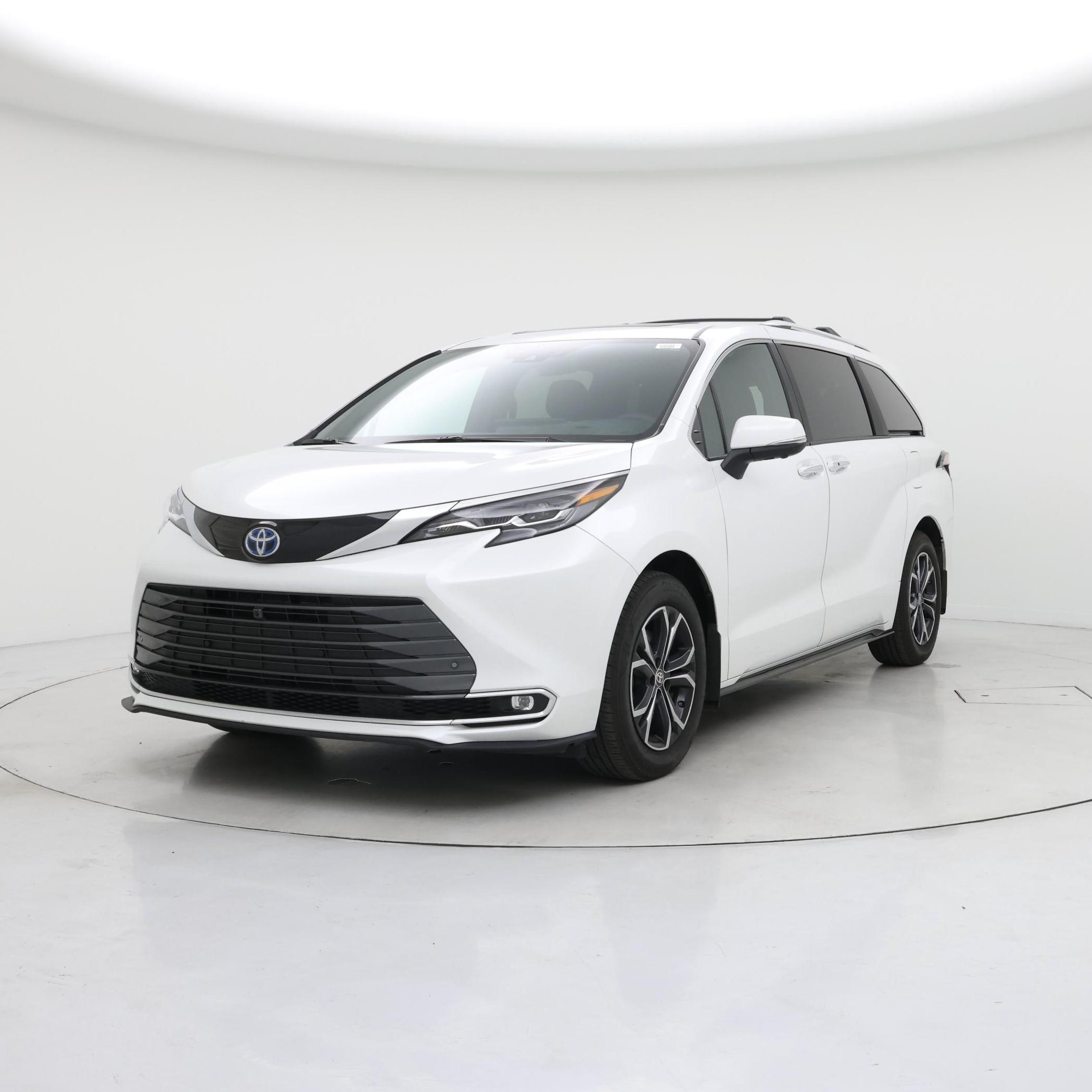 Thumbnail: 2025 Toyota Sienna - 4