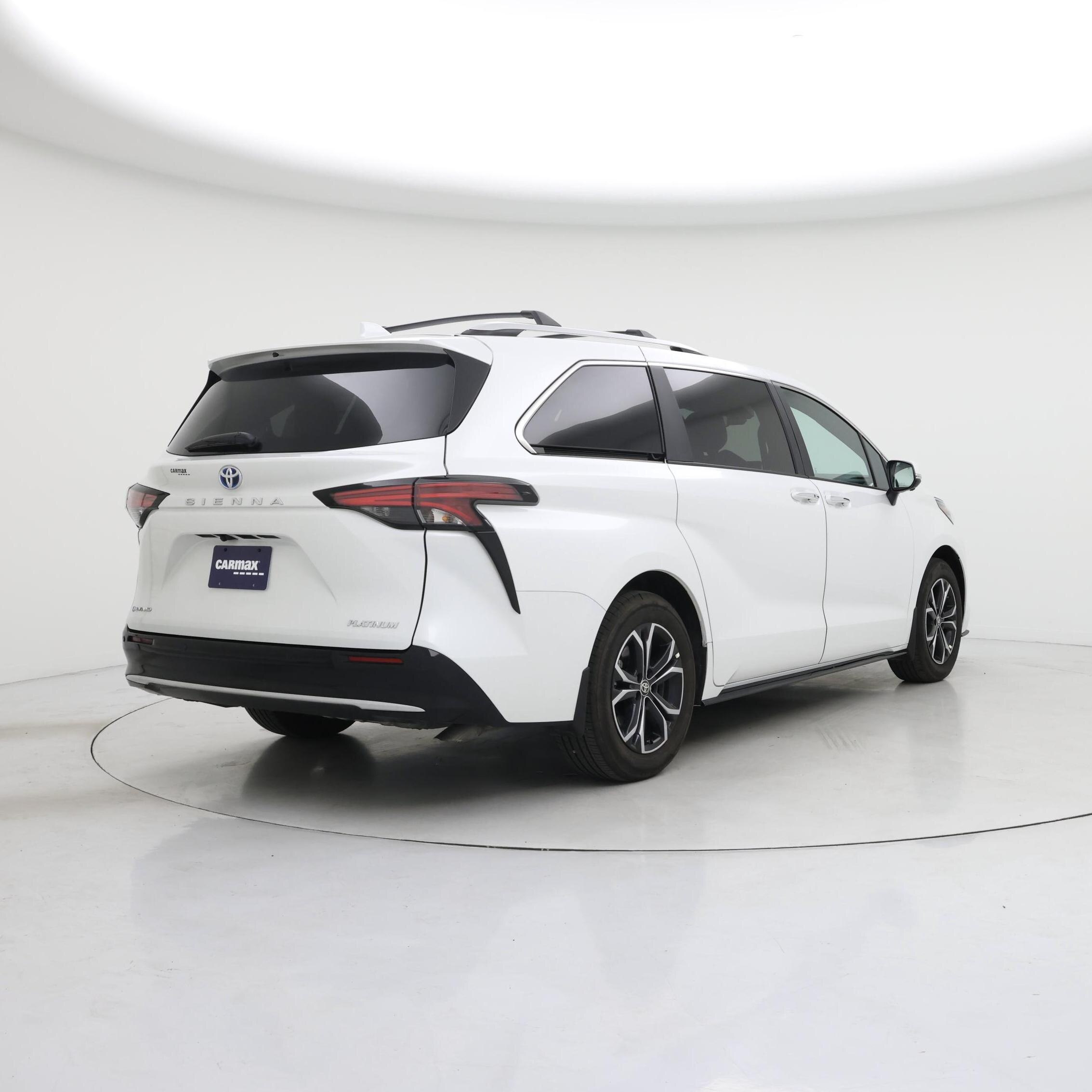Thumbnail: 2025 Toyota Sienna - 8