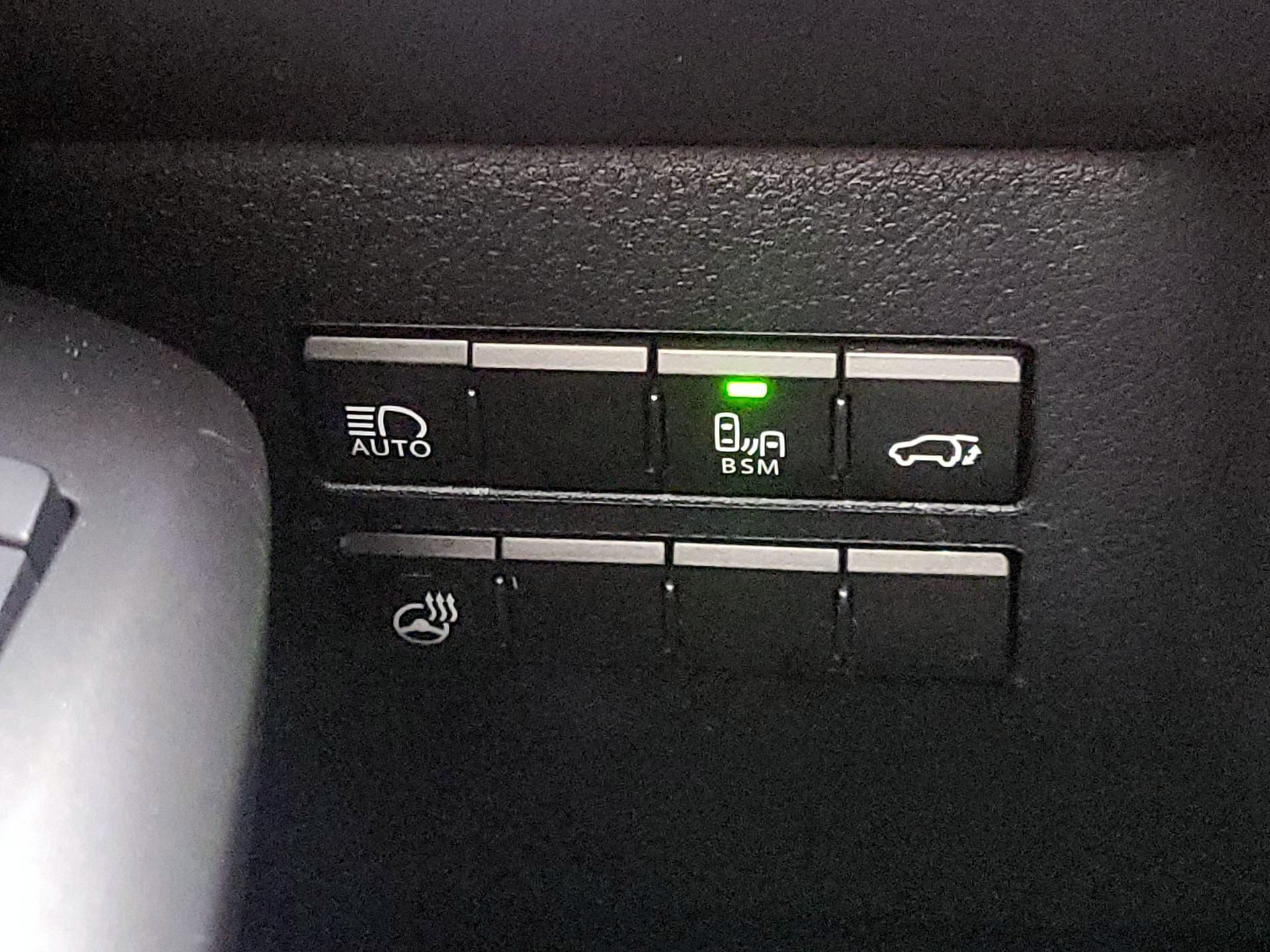 Thumbnail: 2021 Lexus NX - 13