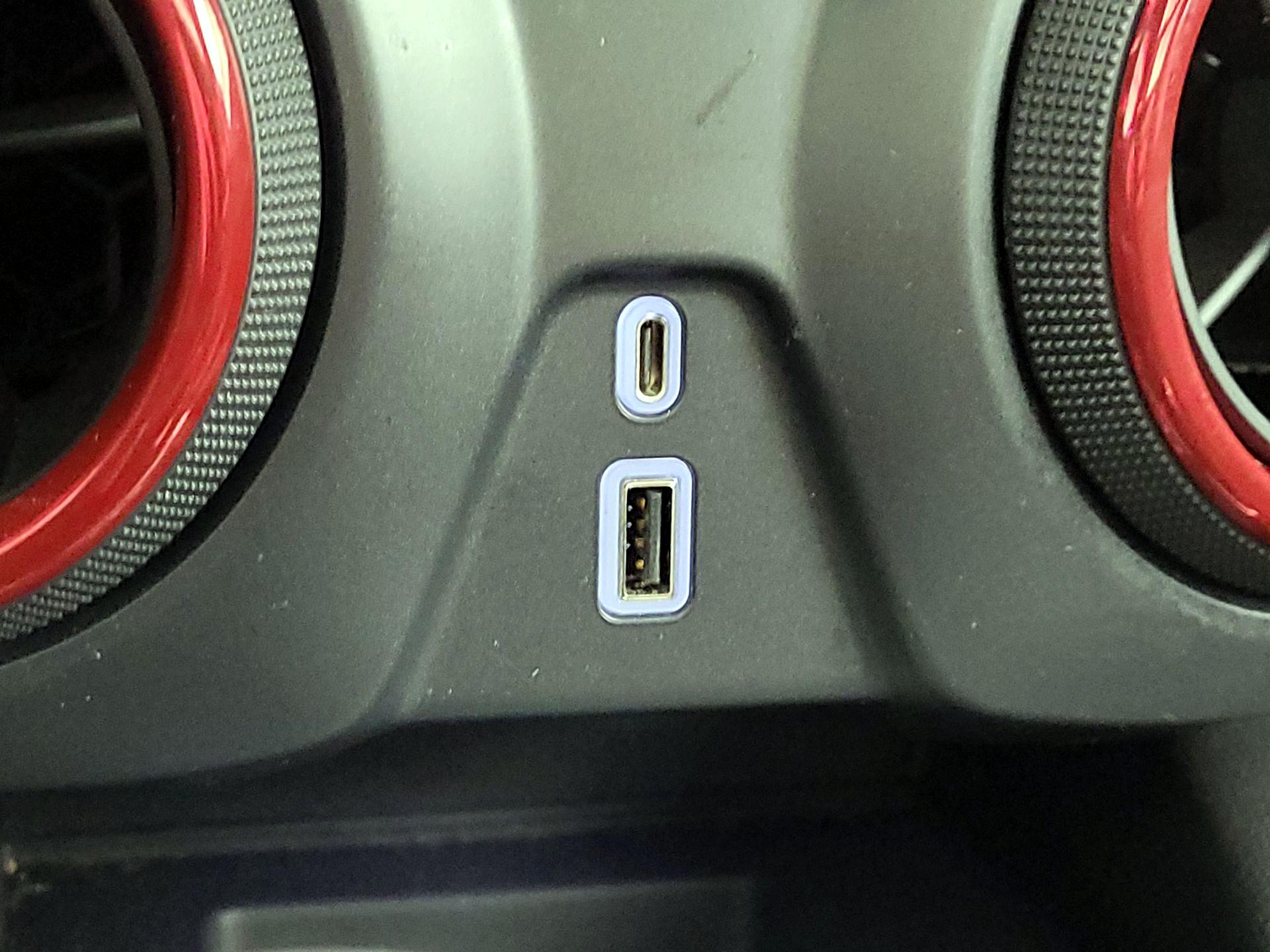 Thumbnail: 2021 Chevrolet Blazer - 19