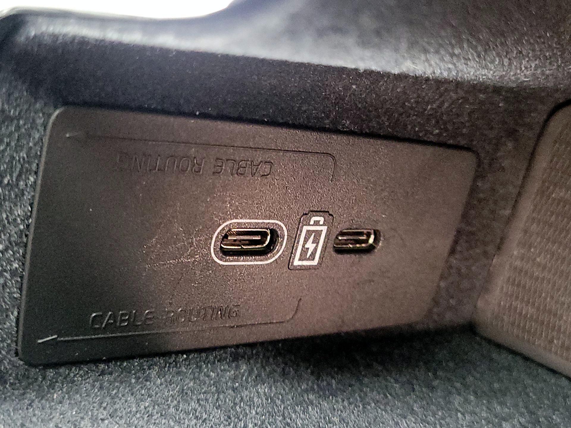 Thumbnail: 2023 Volvo XC60 - 19