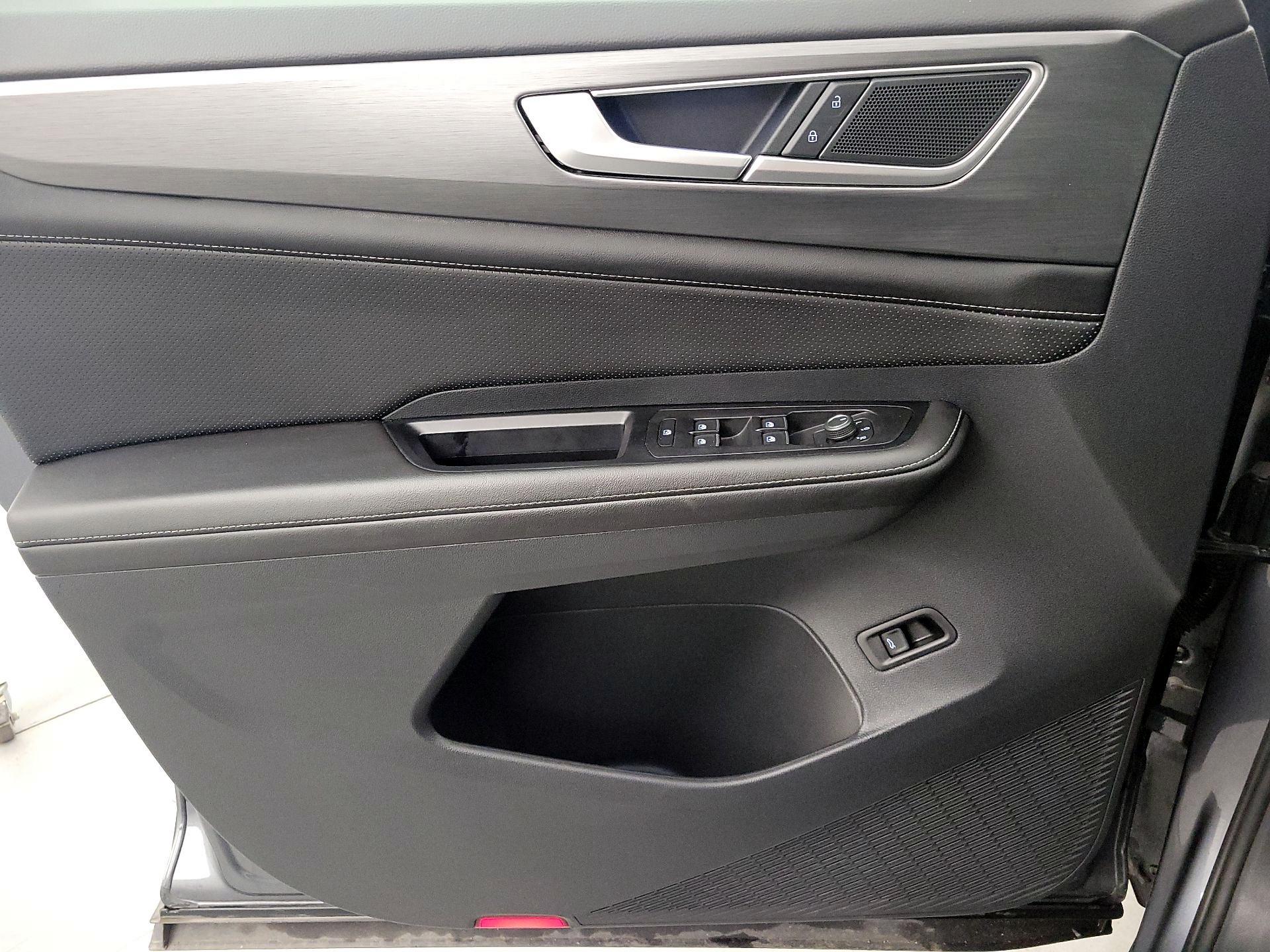 Thumbnail: 2024 Volkswagen Atlas - 12