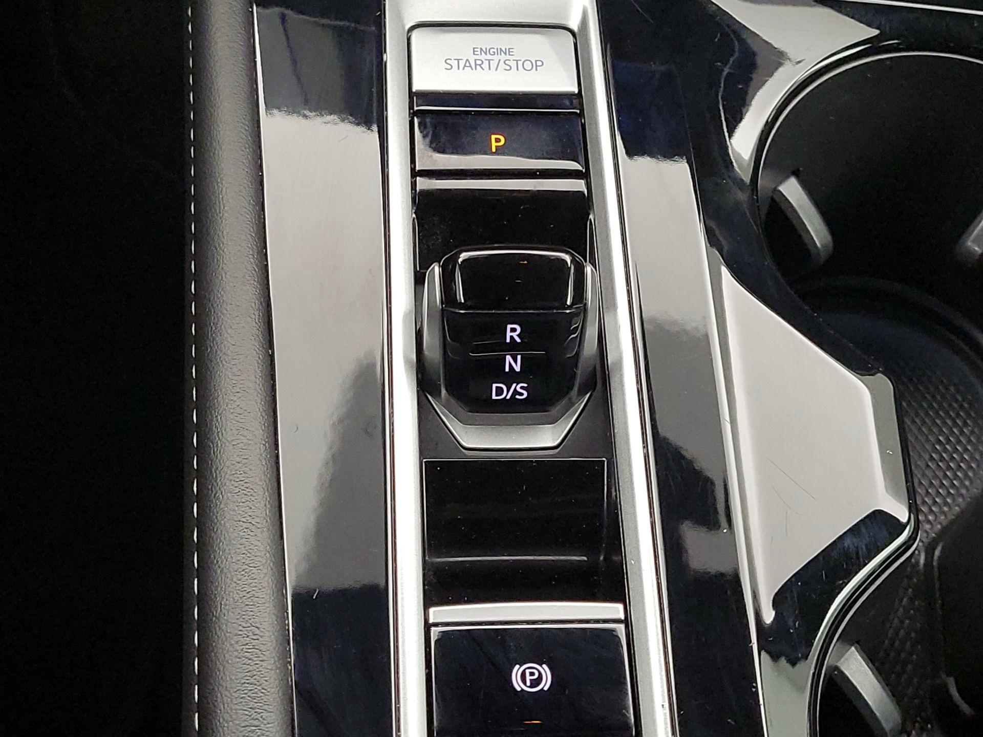 Thumbnail: 2024 Volkswagen Atlas - 18