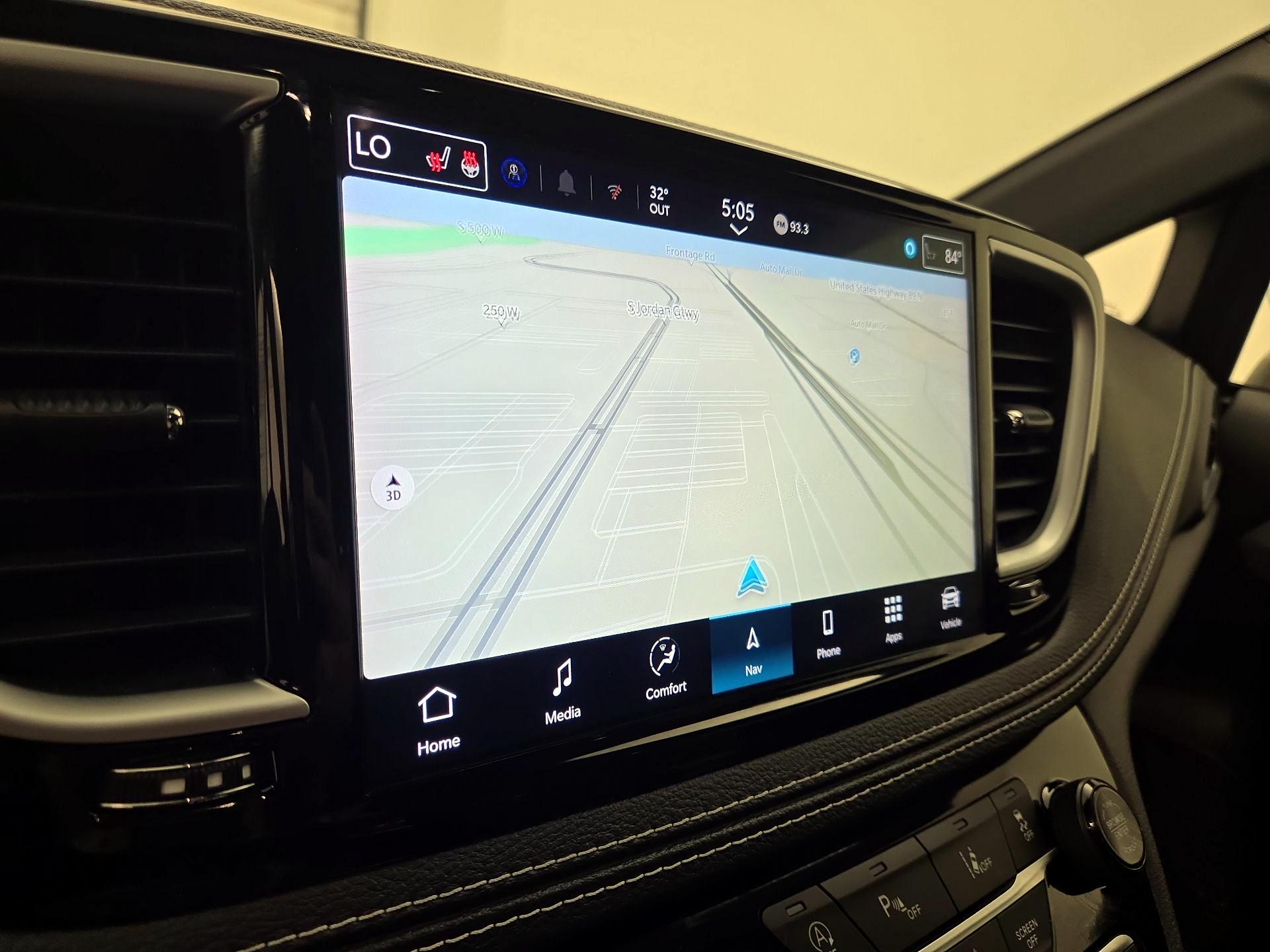 Thumbnail: 2025 Chrysler Pacifica - 14