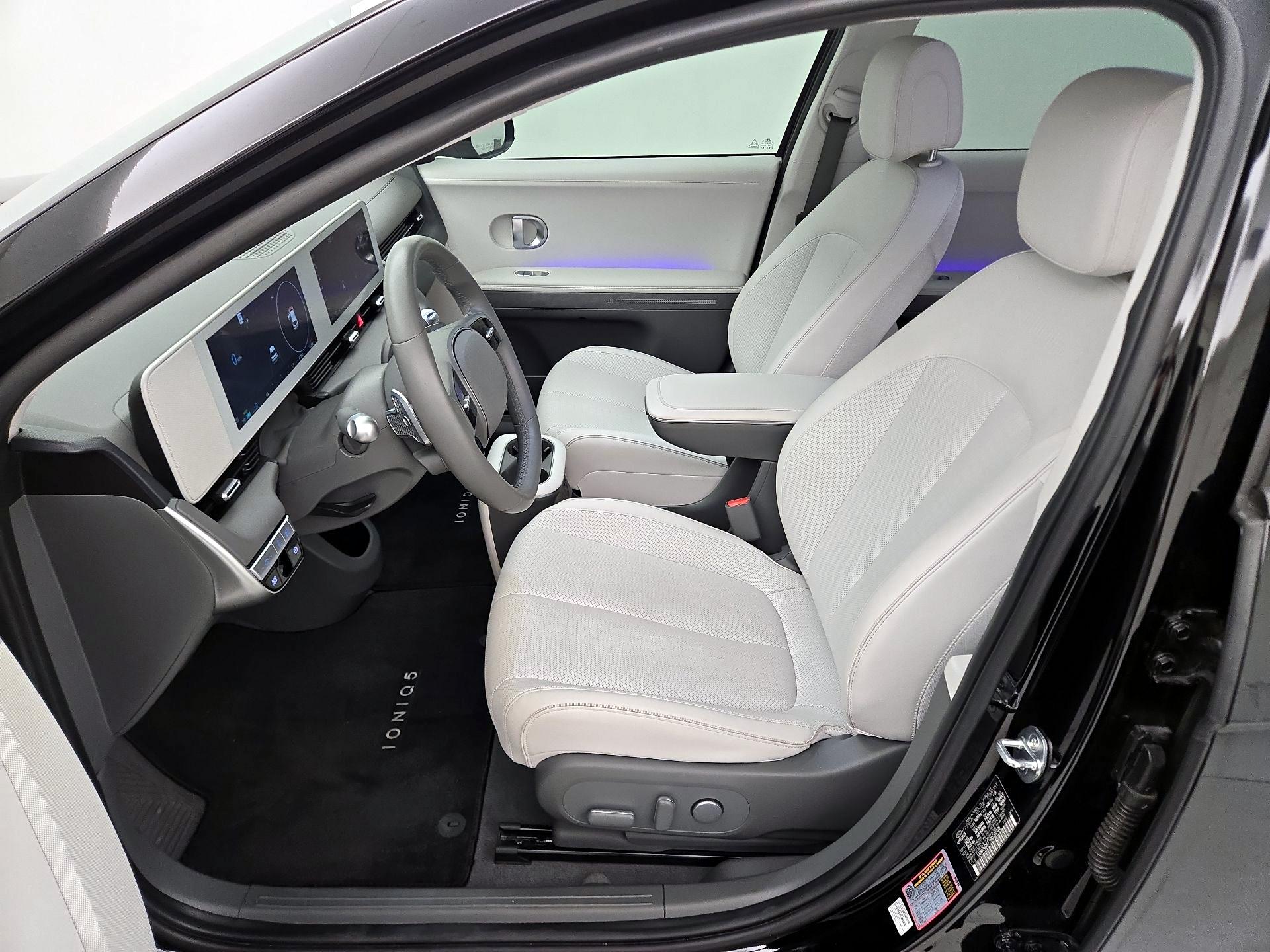 Thumbnail: 2023 Hyundai Ioniq 5 - 11