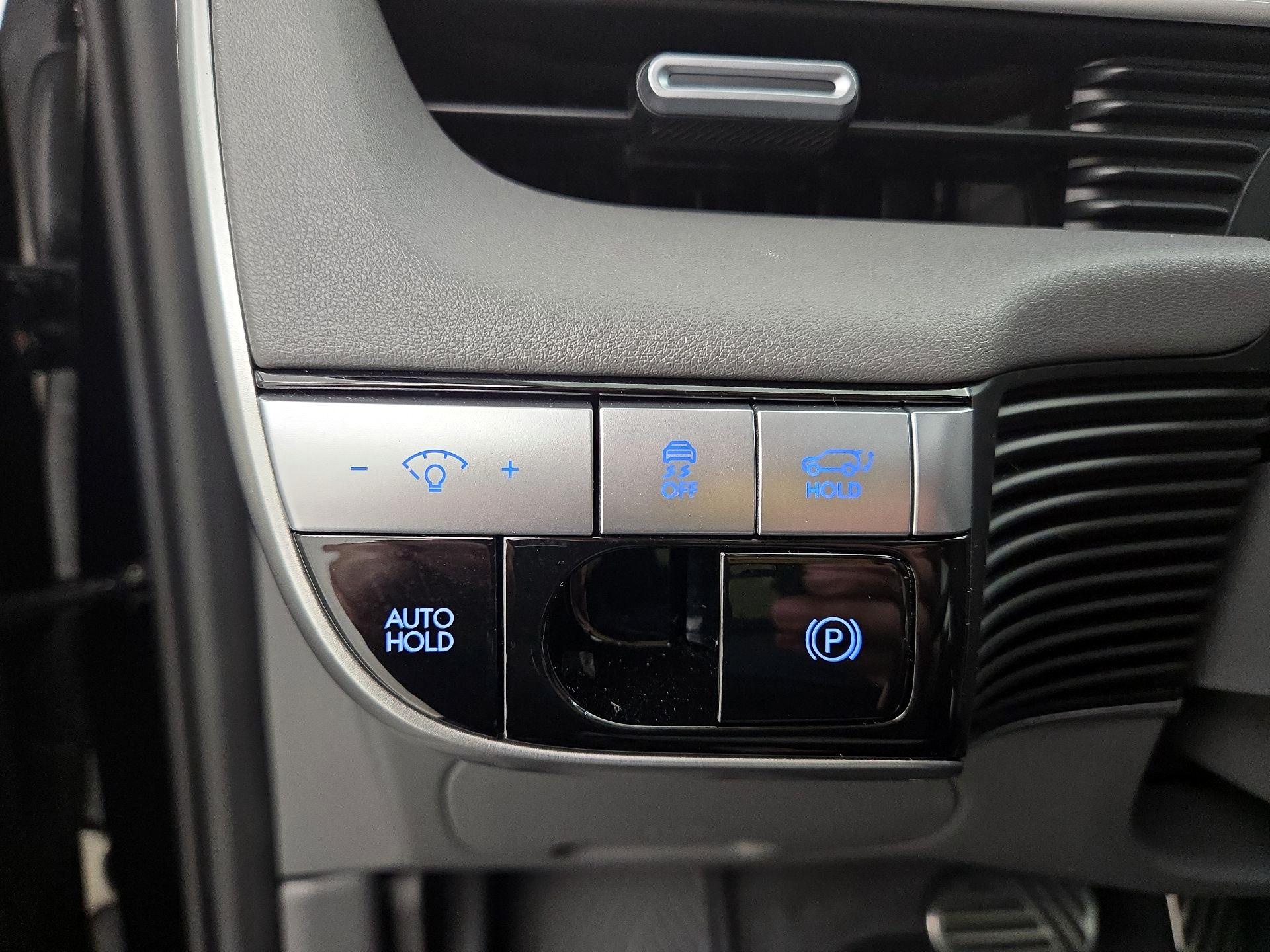 Thumbnail: 2023 Hyundai Ioniq 5 - 13