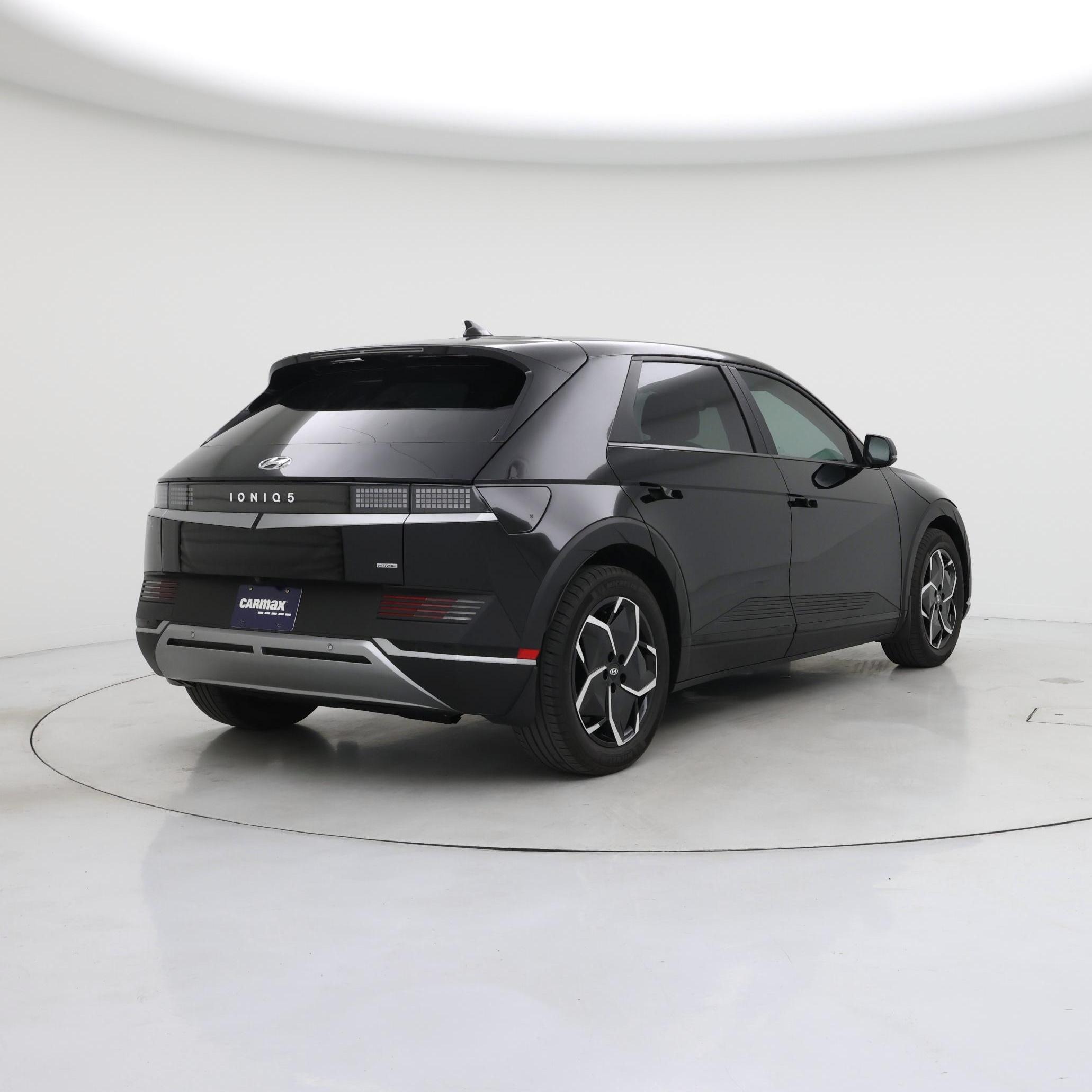 Thumbnail: 2023 Hyundai Ioniq 5 - 8