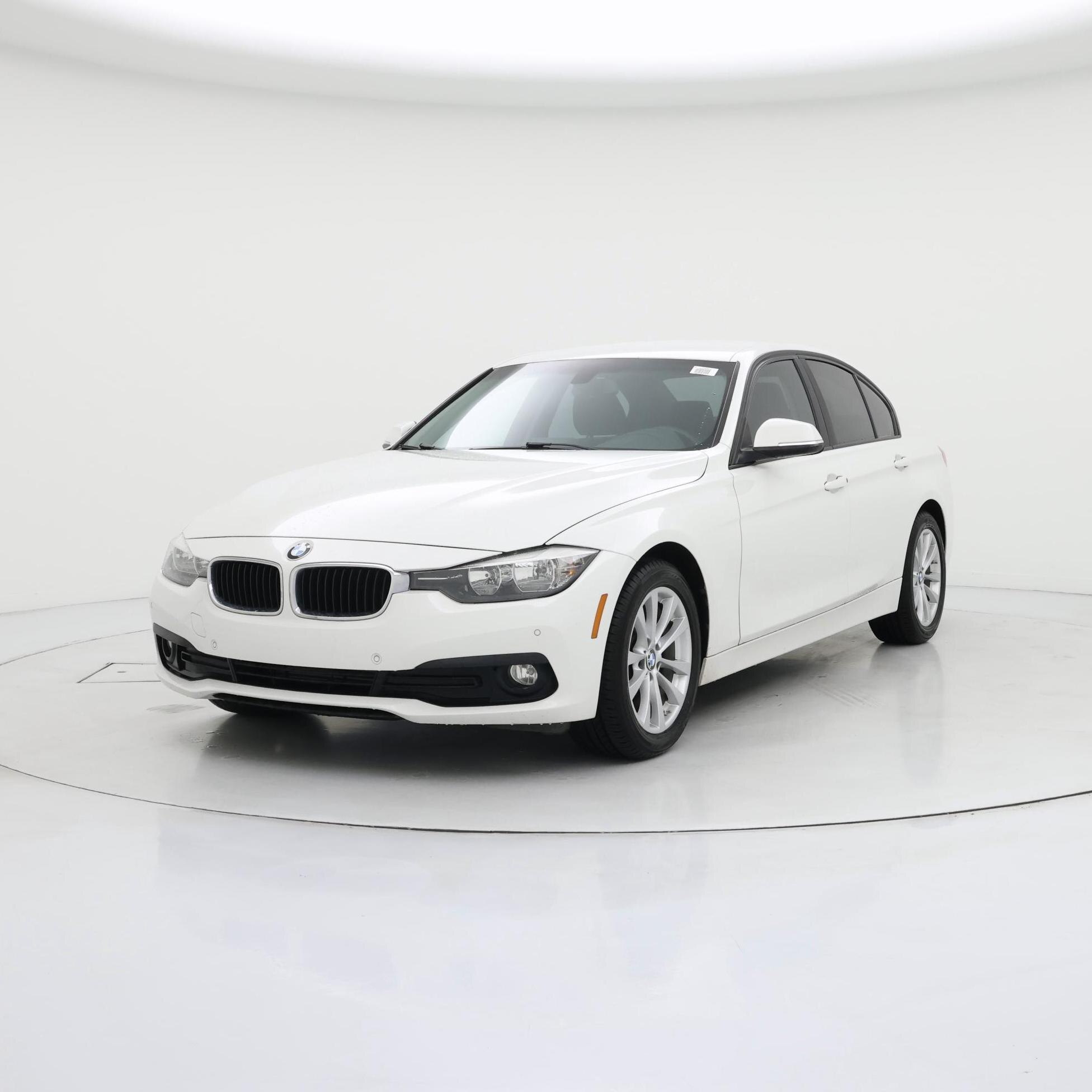 Thumbnail: 2016 BMW 3 Series - 4